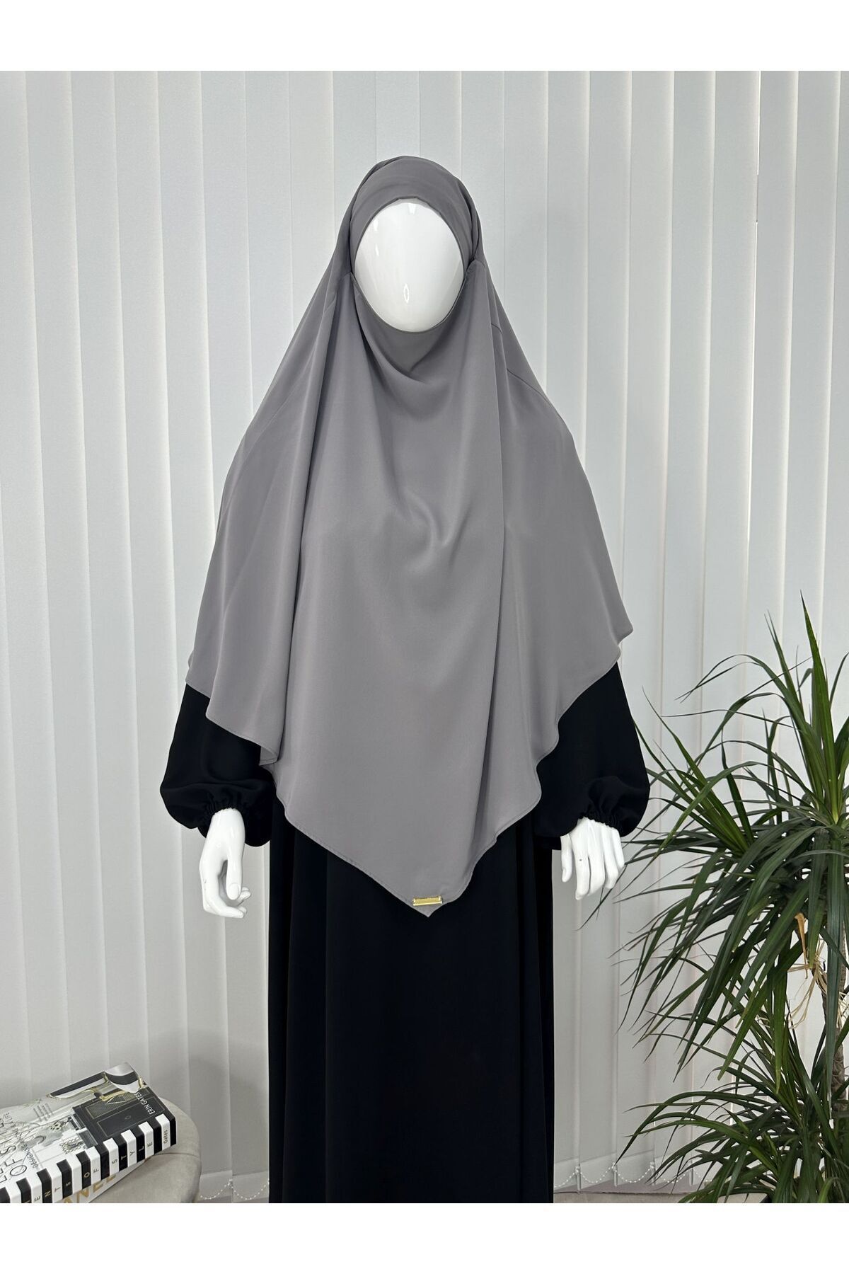 erasra class-Gray Single Layer Medina Silk Practical Tied Triangle Souffle Scarf - Suitable for Hajj and Umrah 1