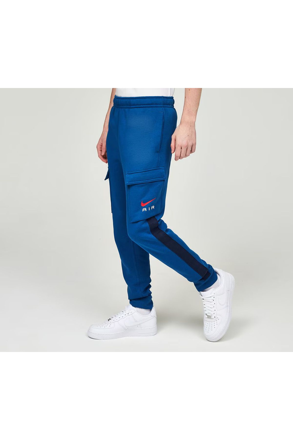 Nike-Men's Air Fleece Cargo Sweatpants - Stilim Sports 1