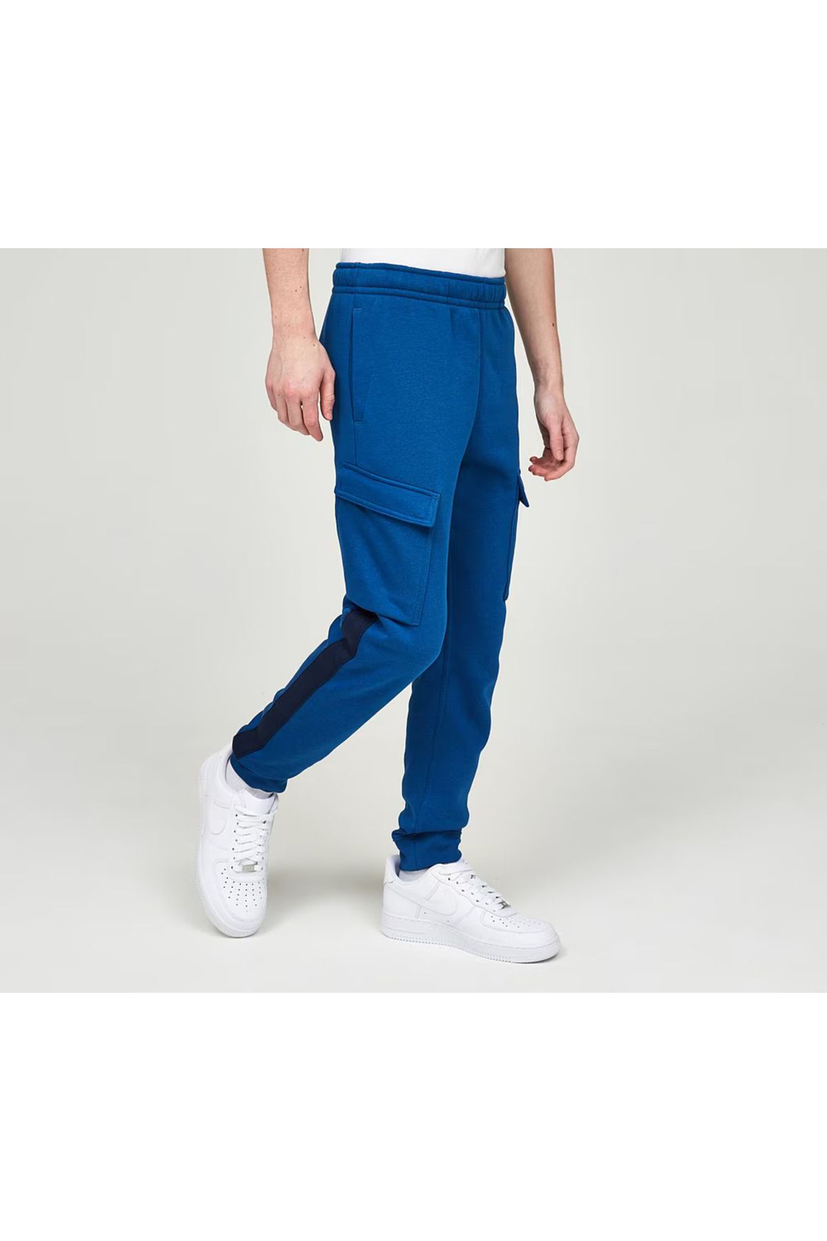 Nike-Men's Air Fleece Cargo Sweatpants - Stilim Sports 2