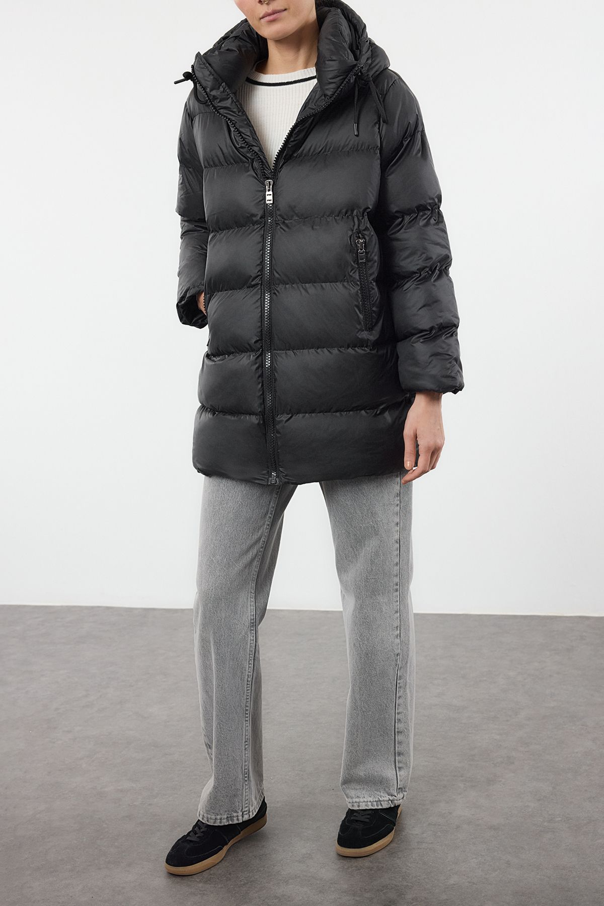 complete the look image