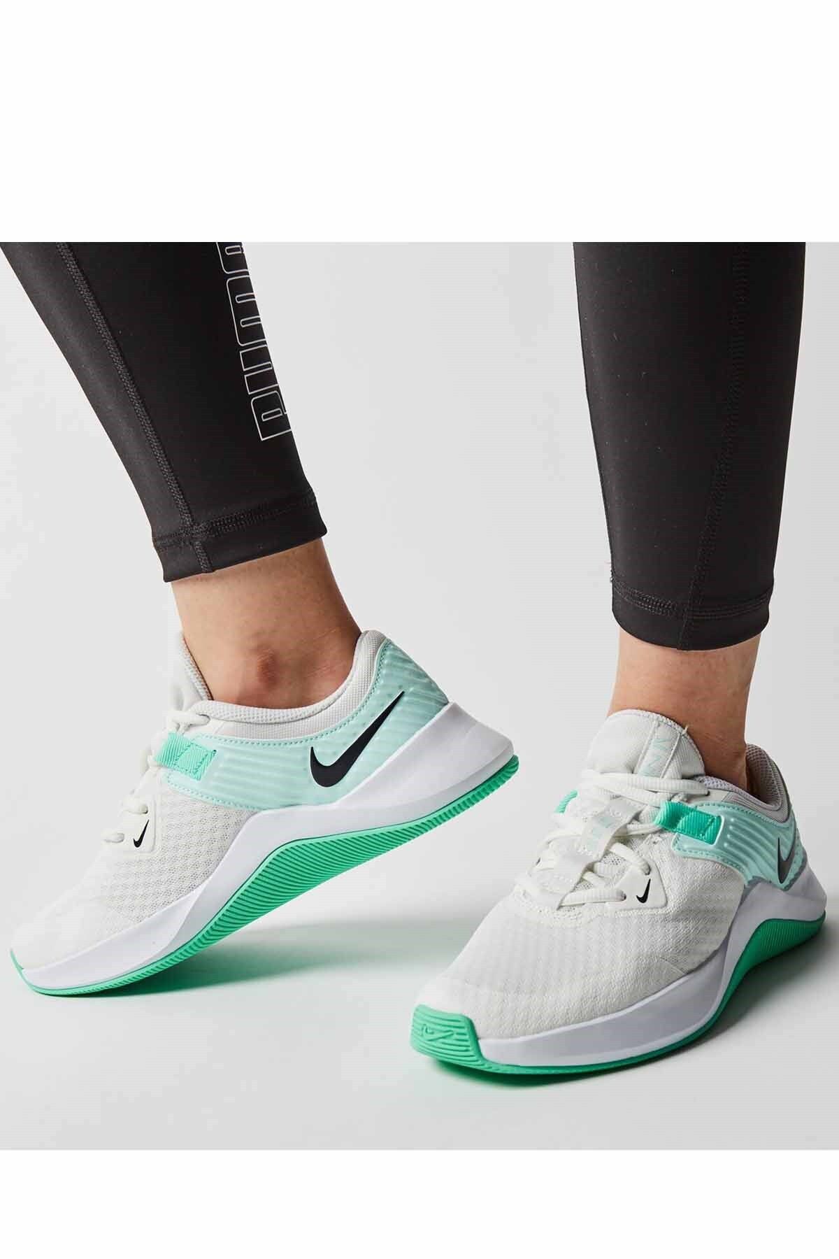 کفش دو و تمرین سفید زنانه MC Trainer در حال راه رفتن های رانینگ CU3584 101 Beyaz Full Nike