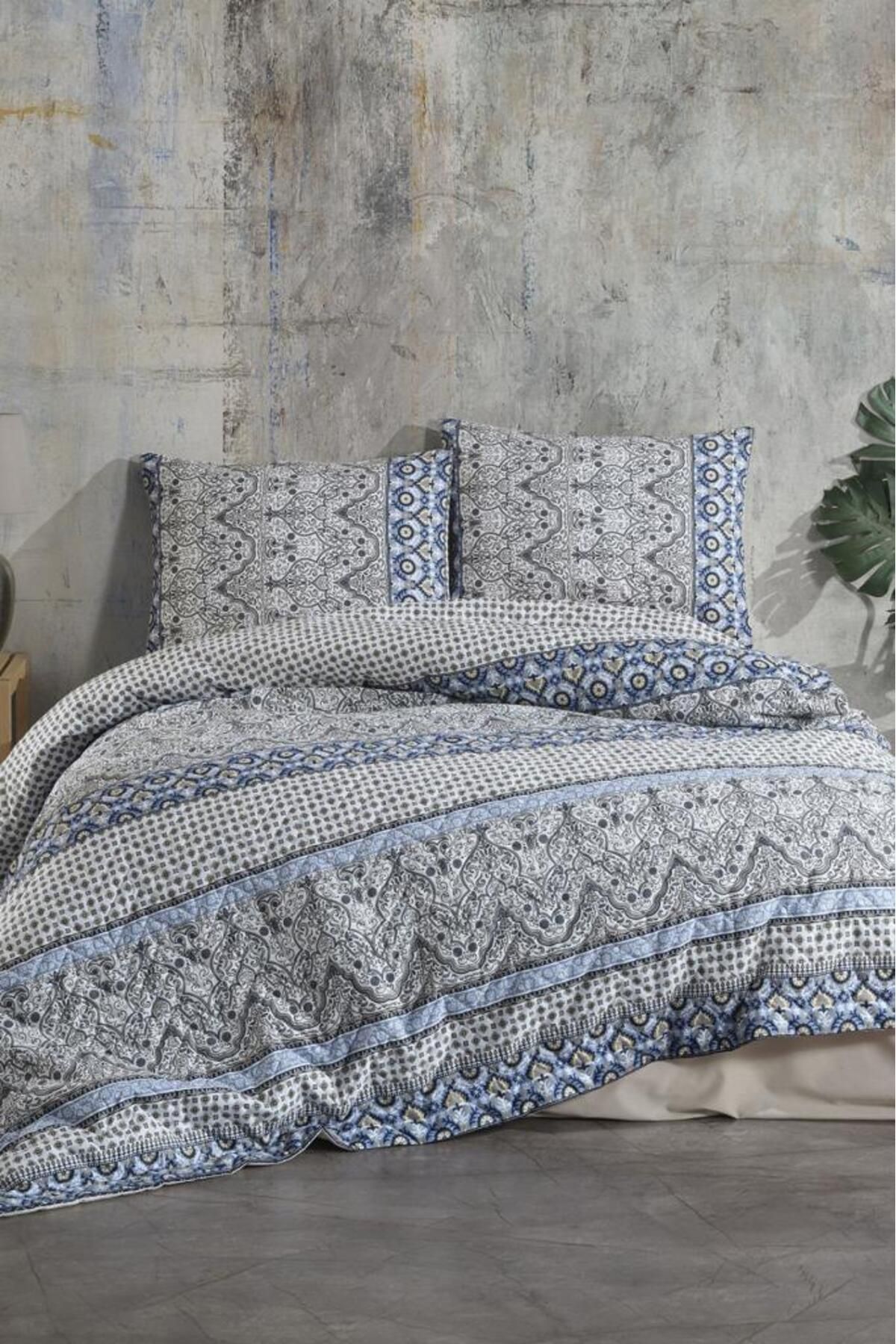 Kristal-Blue Hare Single Four Season Duvet Cover Set 1