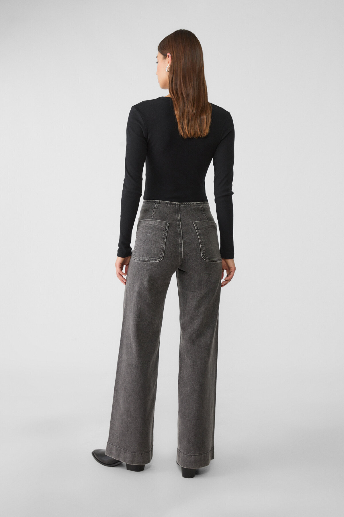 Stradivarius-D77 Minimalist jeans with pockets 3