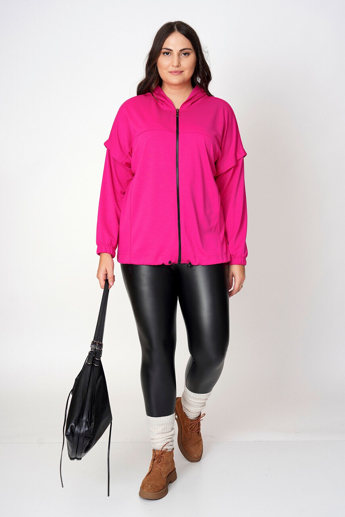 complete the look image