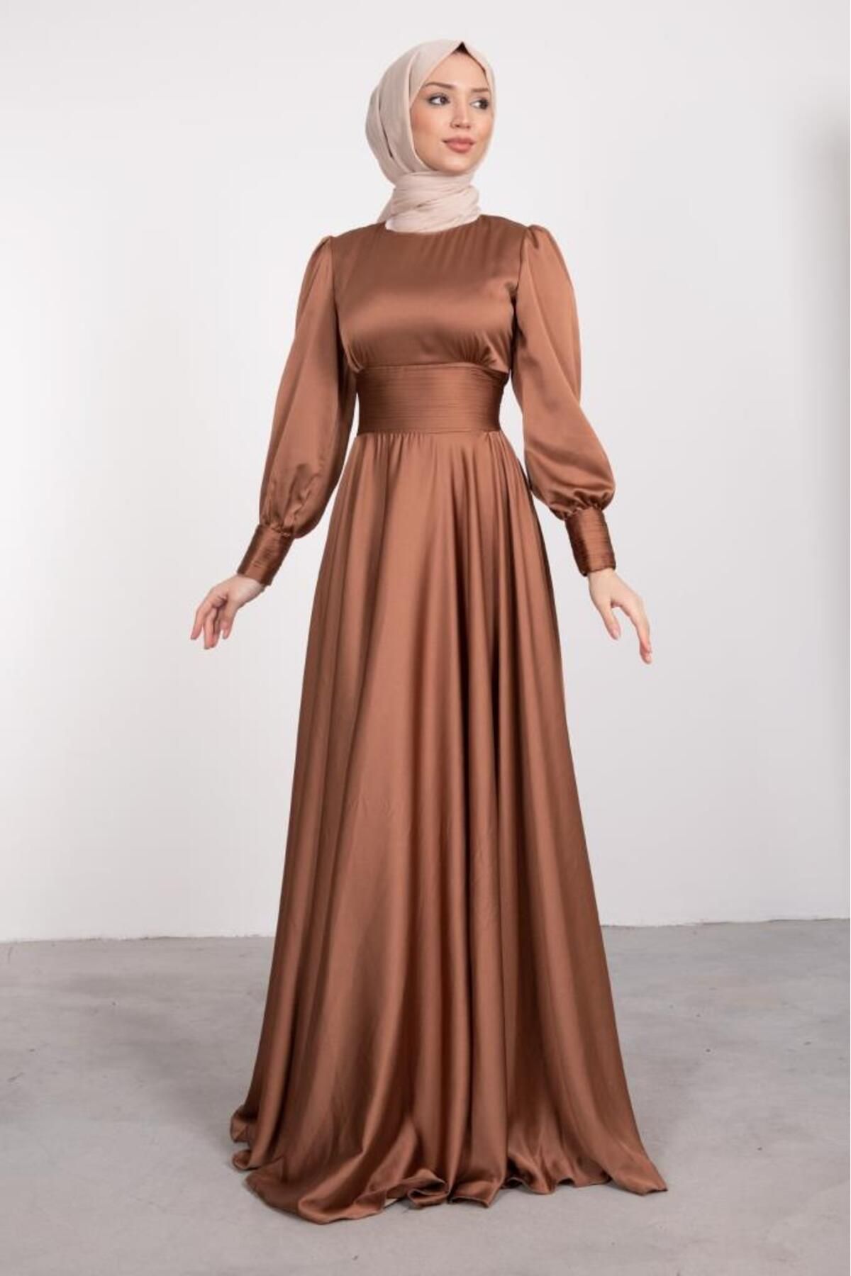 Stilife-Satin Hijab Evening Dress with Waist and Sleeve Detail 8