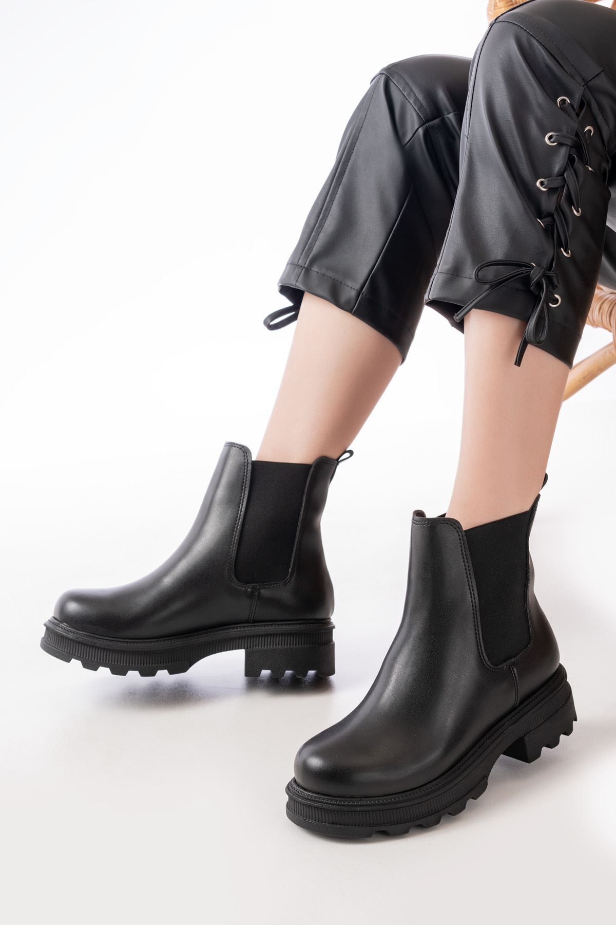 İNFON-İnfon 745-2137 Black Thick Sole Elastic Daily Women's Boots 2