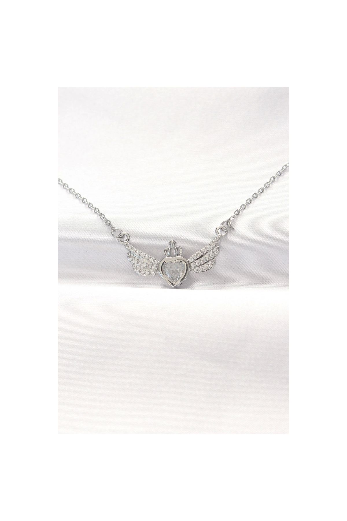 Narnuga 316L Çelik Silver Renk Zirkon Taşlı Kalpli Kanat Kolye - TJ-BKO8515