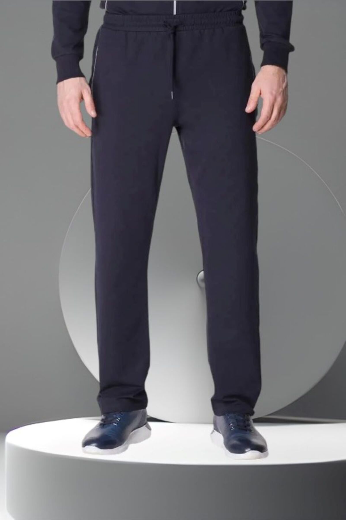 ست گرمکن ـ سویشرت و شلوار ورزشی مردانه راسته آستین بلند | پیر کاردین Pierre Cardin THCLVR.70.P5C.V.5.R - تصویر 4