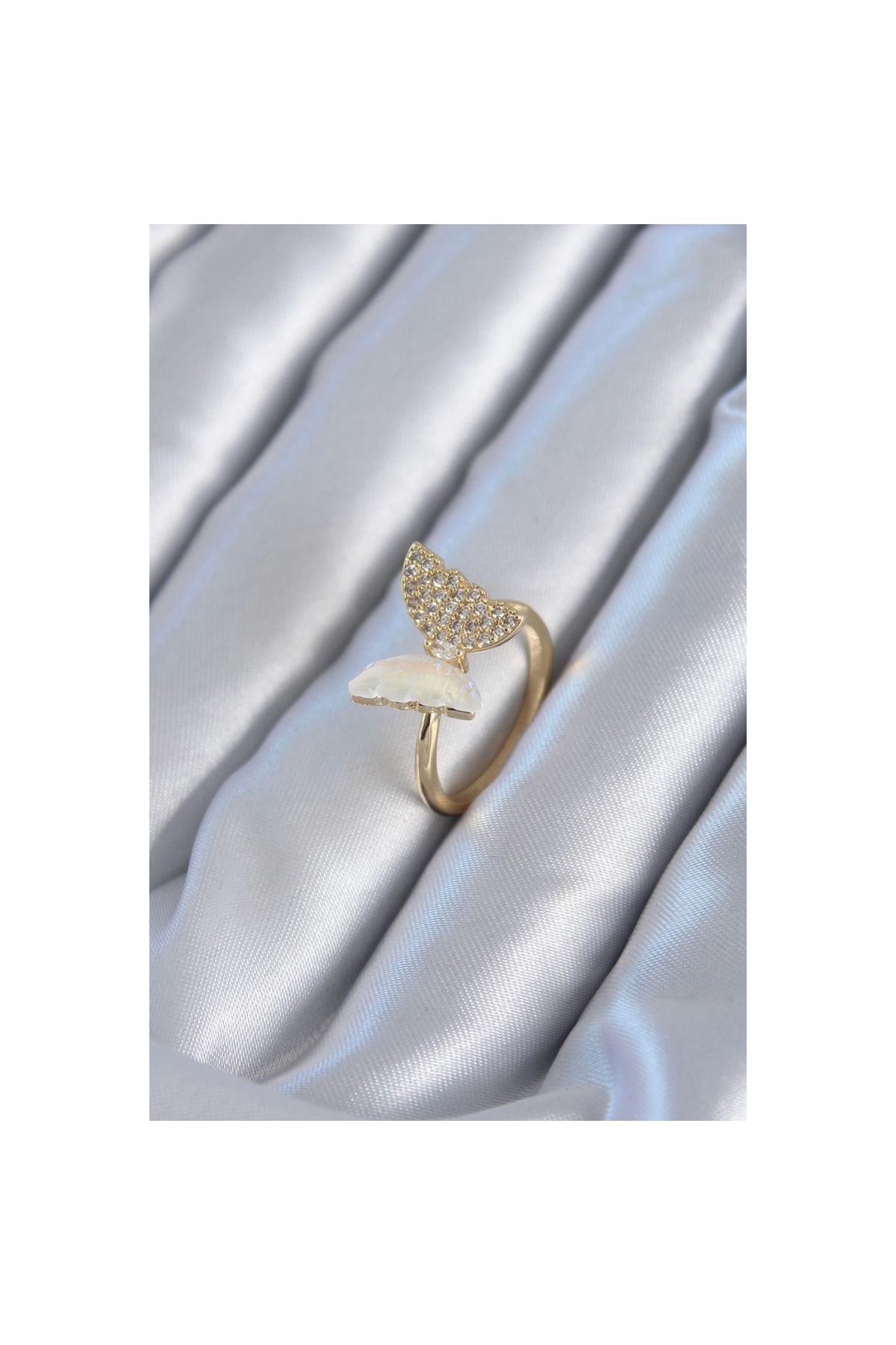 Narnuga Gold Renk Zirkon Taş Detay Pirinç Kadın Yüzük - TJ-BYK2815