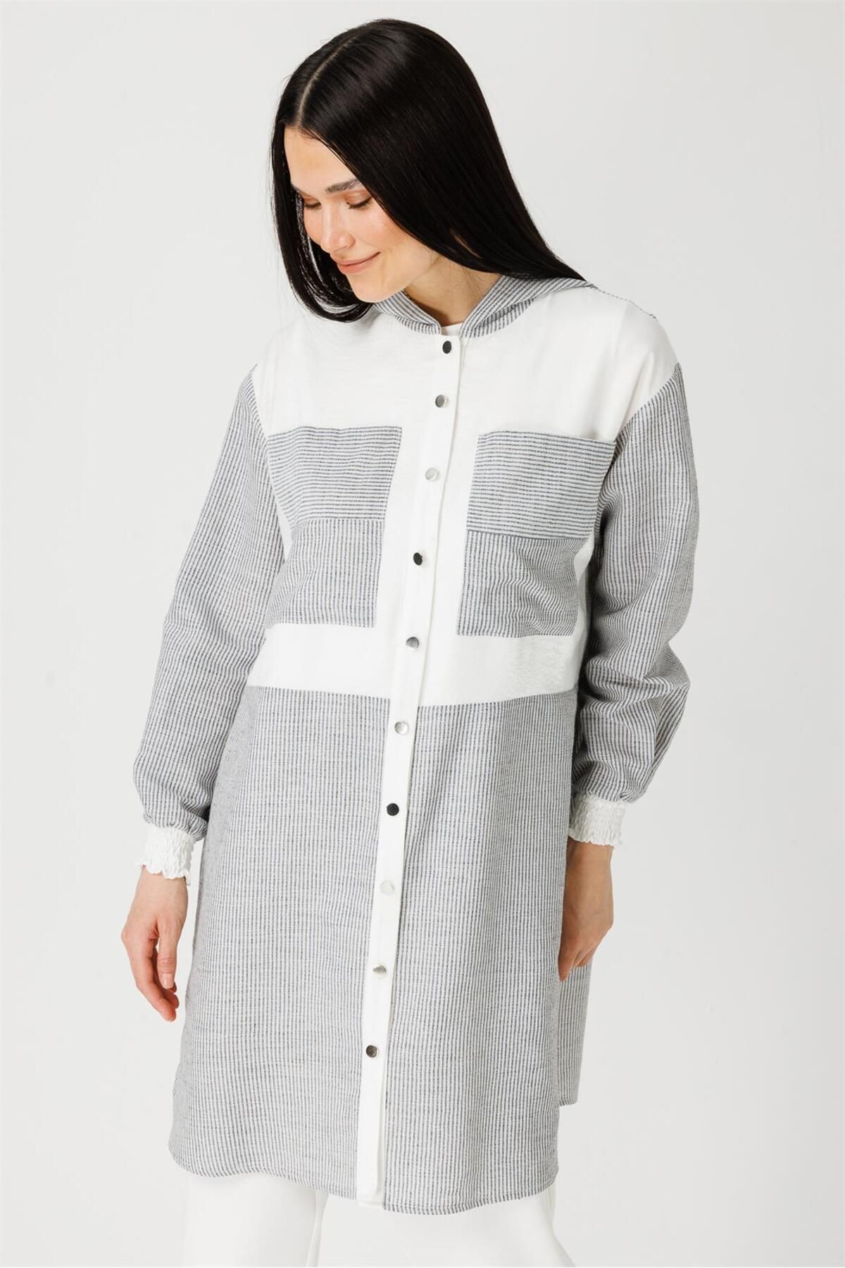 Esswaap-Navy Tunic - Hood Detail and Patch 3