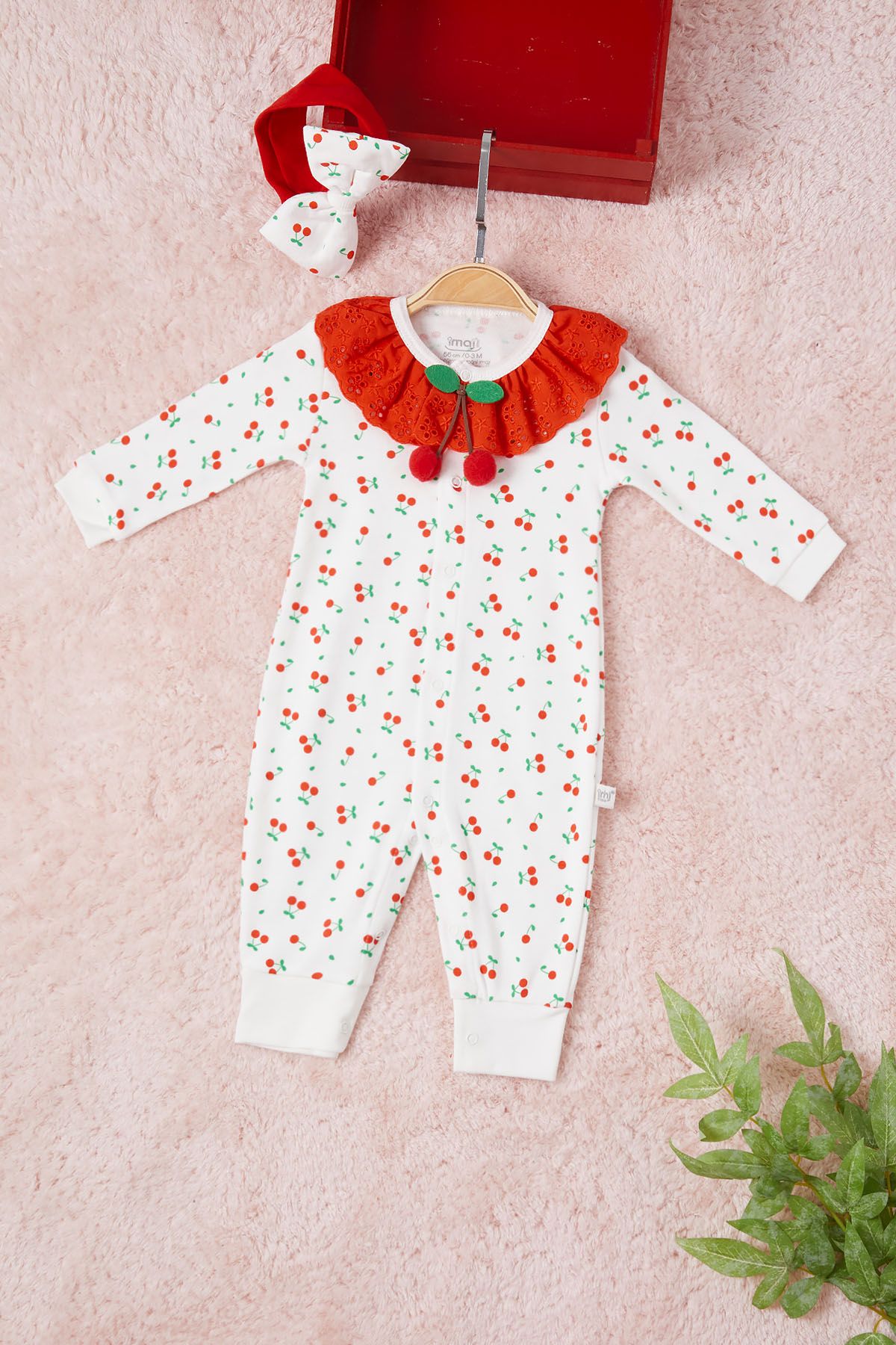 Cansın Mini-Cherry Patterned Snap Jumpsuit 16657 1