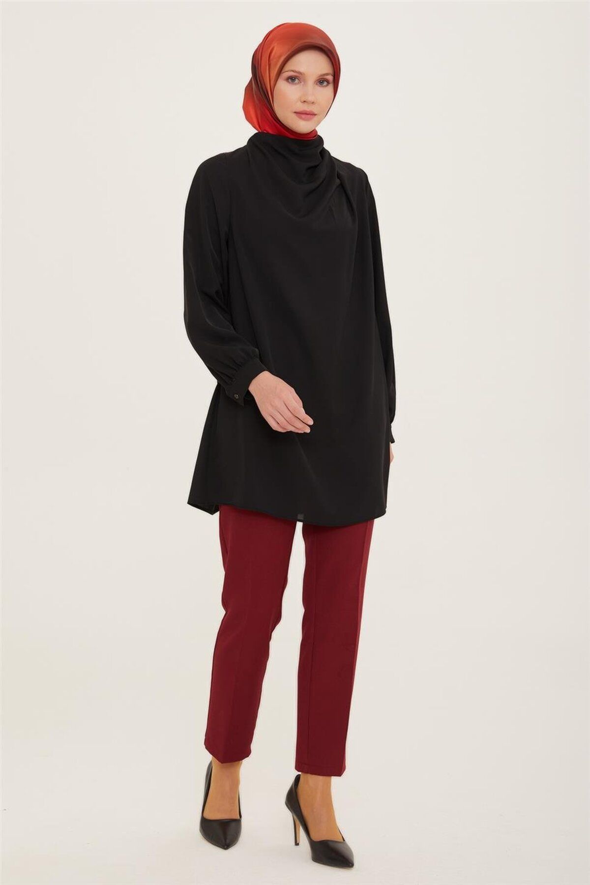 شلوار 22kd9253 کلارت قرمز Armine