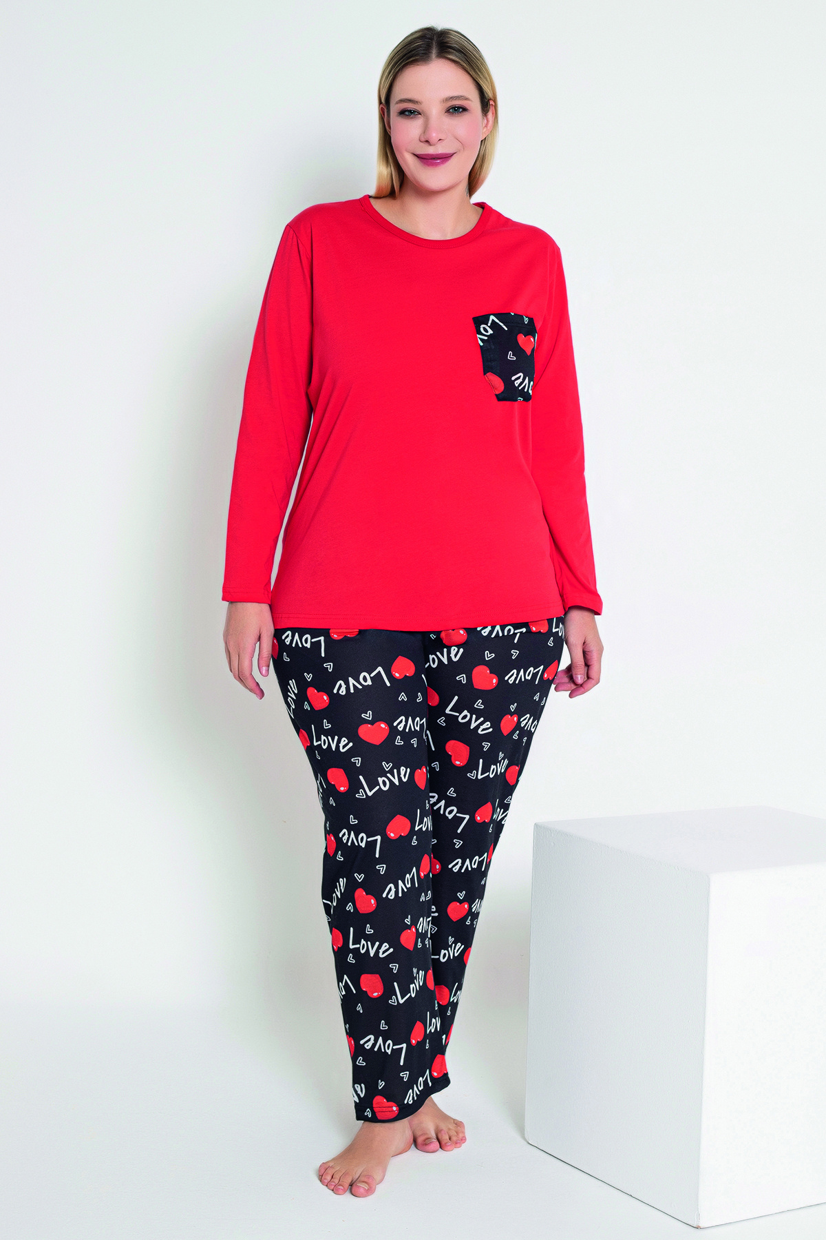 MyBen-Set de pijamale cu mânecă lungă cu imprimeu roșu Love and Heart pentru femei - B-43 1