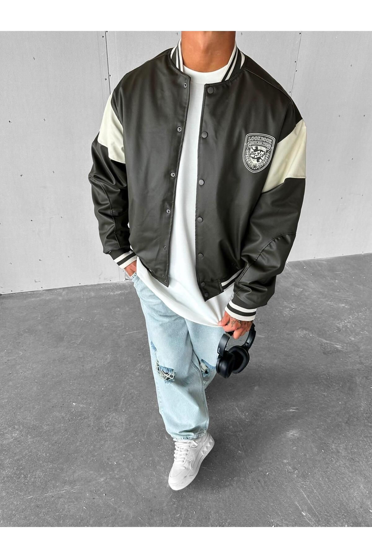 complete the look image