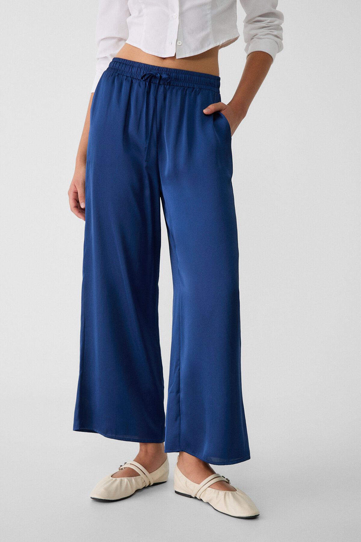 Stradivarius-Pants - Blue - Normal waist 2