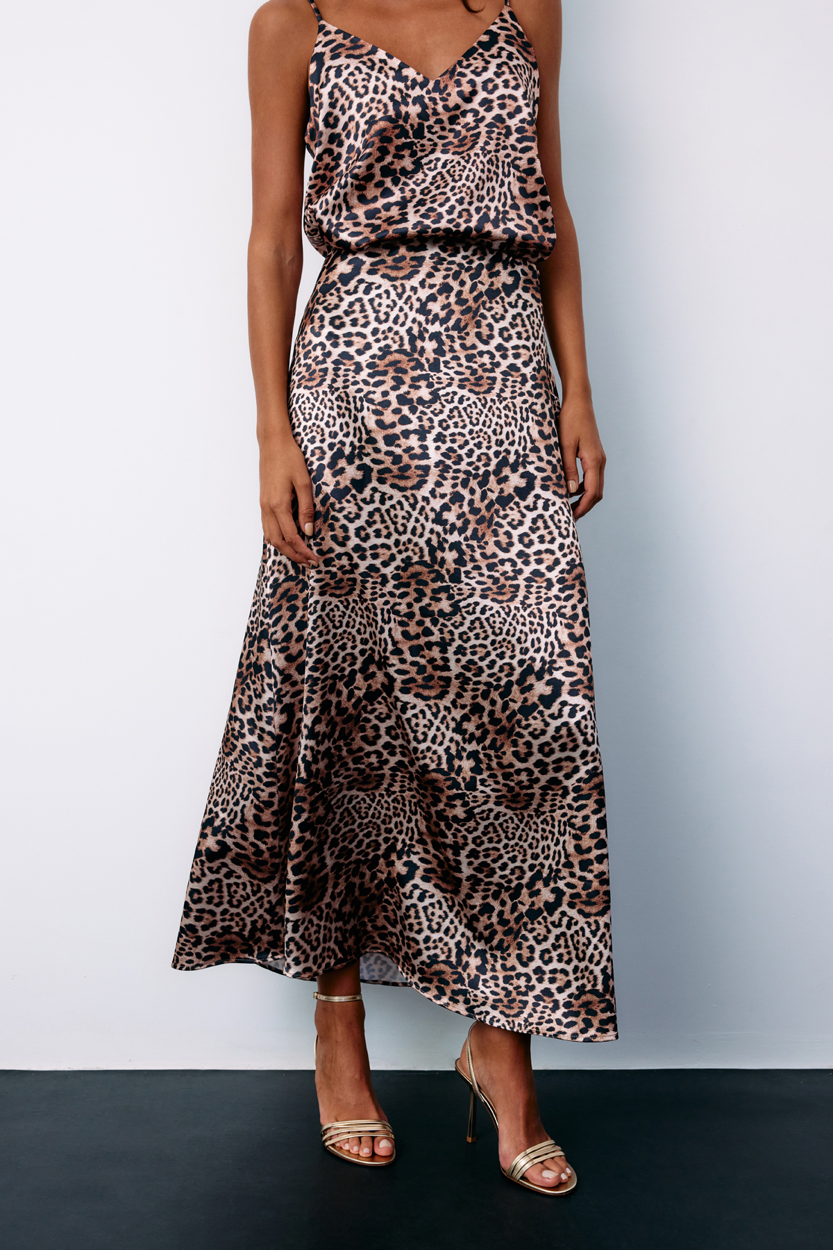 sateen-leopar-desenli-saten-etek-v-zon-fiyat-yorumlar-trendyol