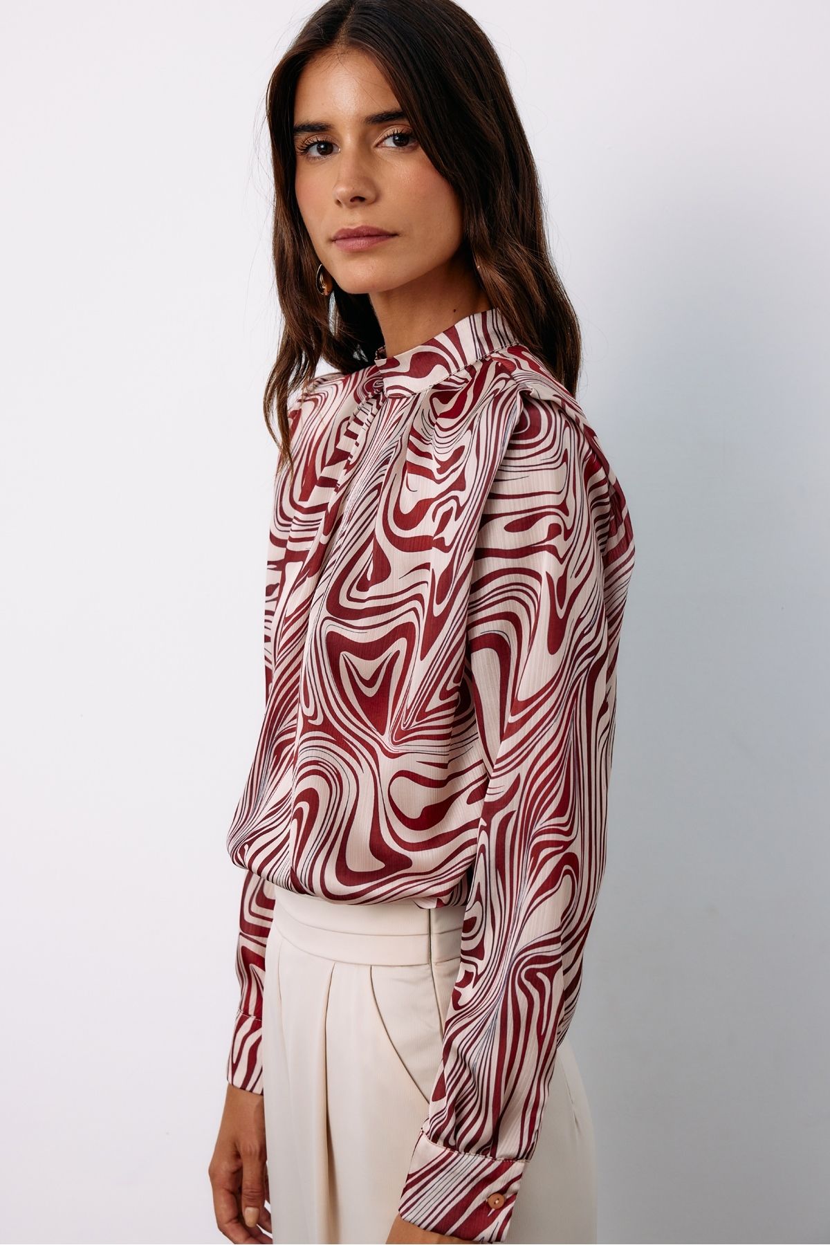 Sateen-Burgundy Patterned Padded Blouse 3