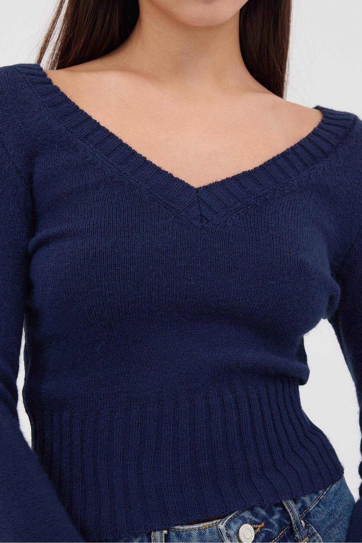 Addax-Front and Back V-Neck Knitwear Sweater K3395-D12 3