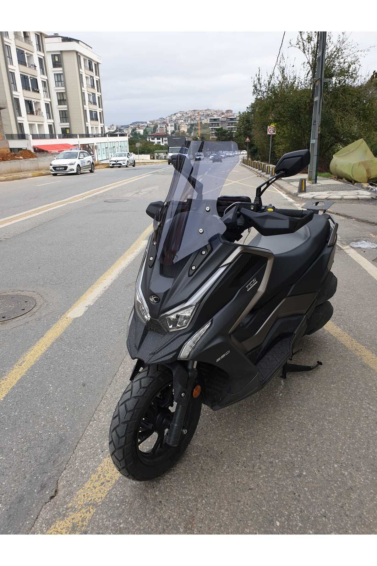 Kymco DTX 250 Siperlik Ön Cam 2025 Model 55cm Füme Renkli 4mm