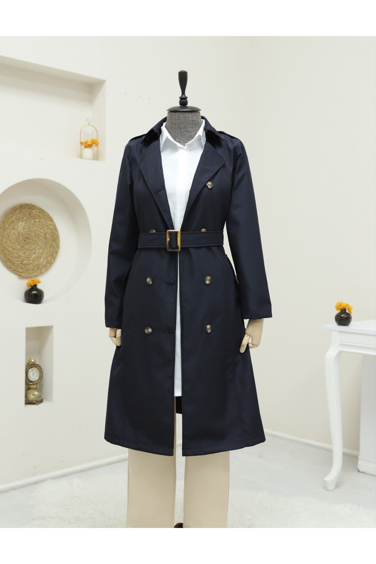 Modamorfo-Marineblauer Trenchcoat mit Knöpfen und Gürtel 5