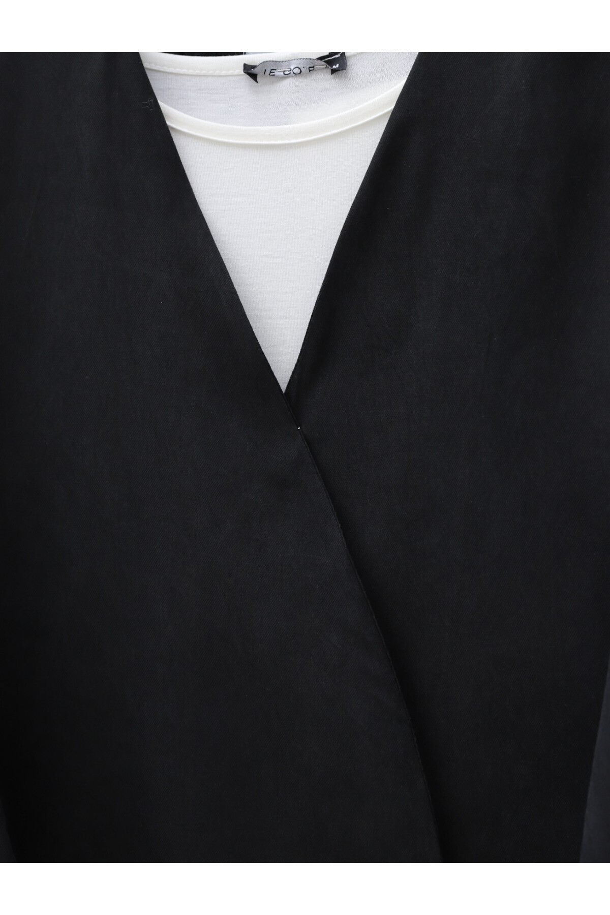Modamorfo-Doppelt gebundener Kimono mit V-Ausschnitt – Schwarz 2