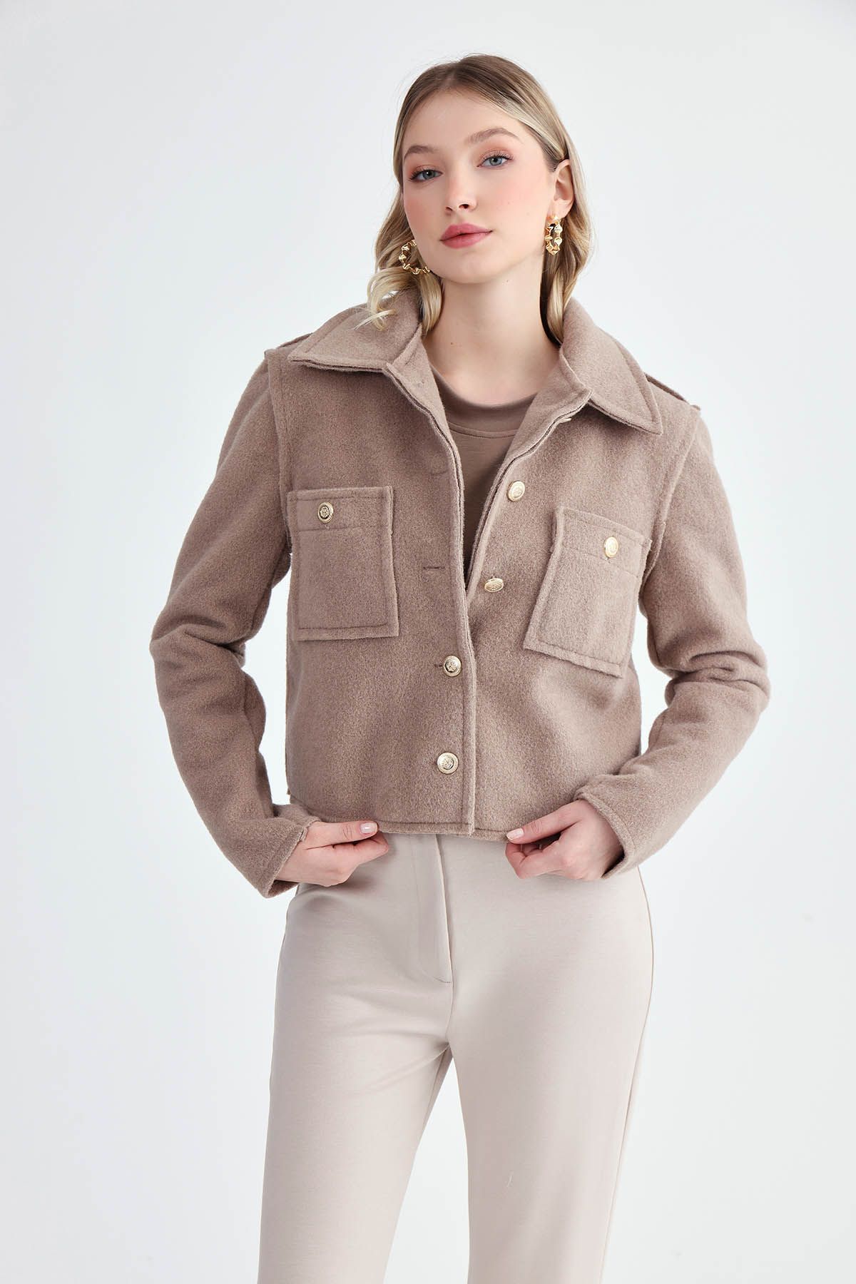 Vitrin-Gold Buttoned Reverse Stitching Felt Fabric Crop Jacket 3