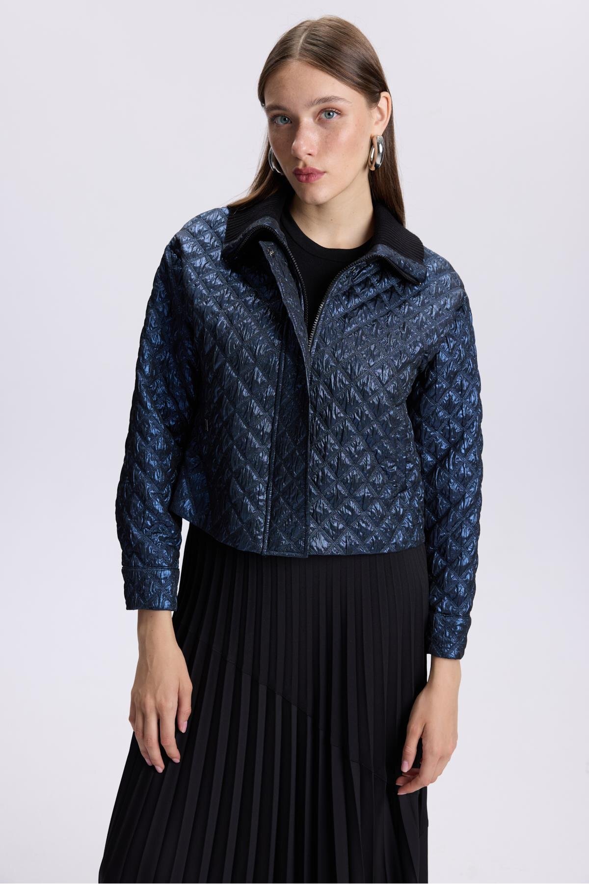 کاپشن سرمه‌ای طرح‌دار زیپ‌دار C-0106 Zühre