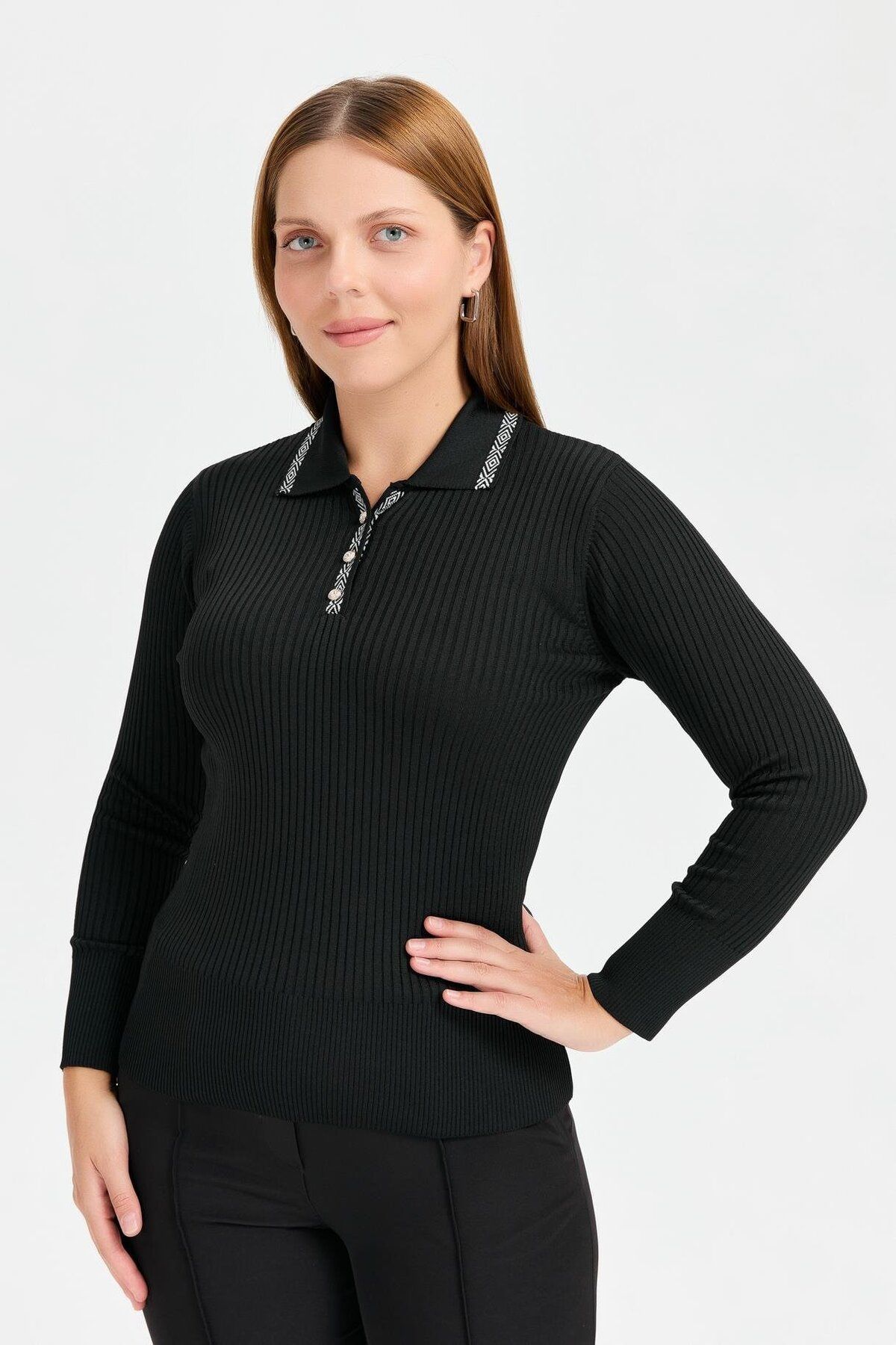 accort-Large Size Ribbed V-Neck Sweater - Black 4