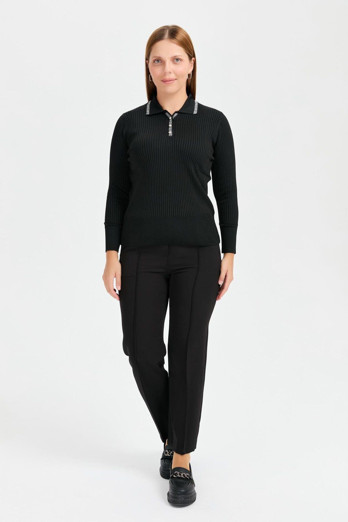 accort-Large Size Ribbed V-Neck Sweater - Black 1