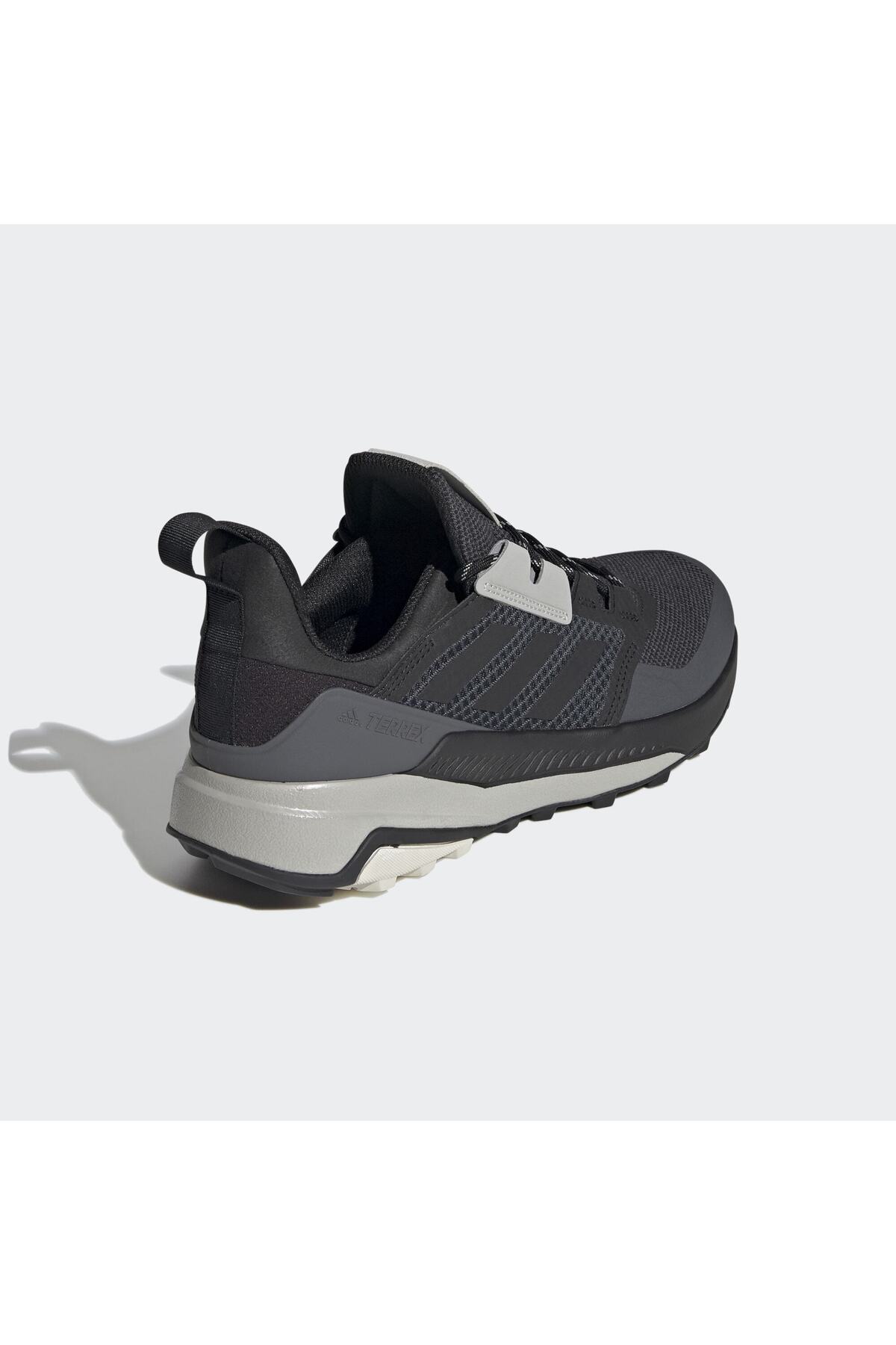 کفش های فضای باز مشکی مردانه پیاده روی Terrex Trailmaker adidas - فروشگاه  اینترنتی پشمکو