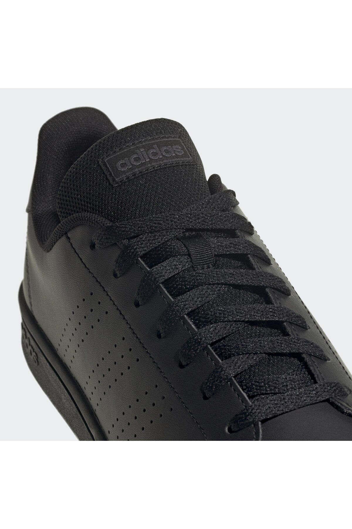 کفش دو و تمرین مشکی مردانه BASE سبک زندگی دادگاه adidas