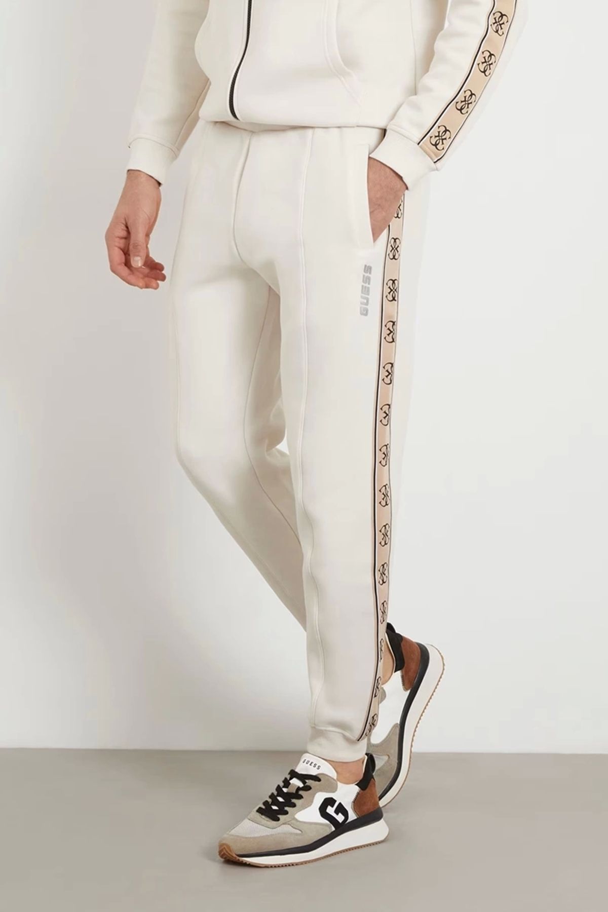 Guess-Mickey Cuff Trousers 2