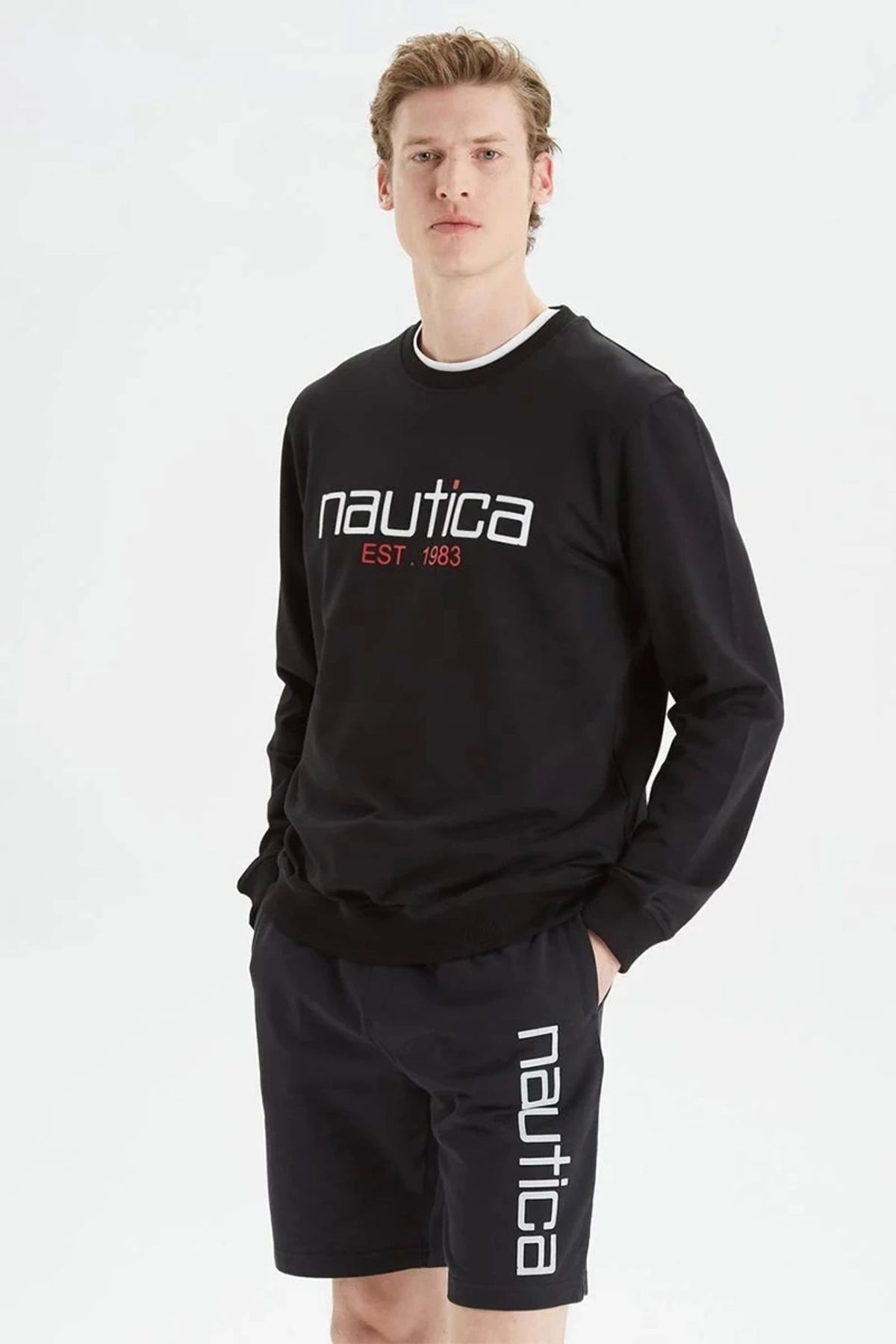 بلوز مشکی مردانه Nautica با چاپ استاندارد Nautica