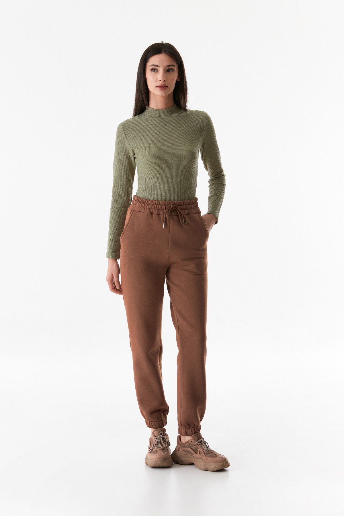 Fulla Moda-Jogger Sweatpants with Pockets and Elastic Waist 5