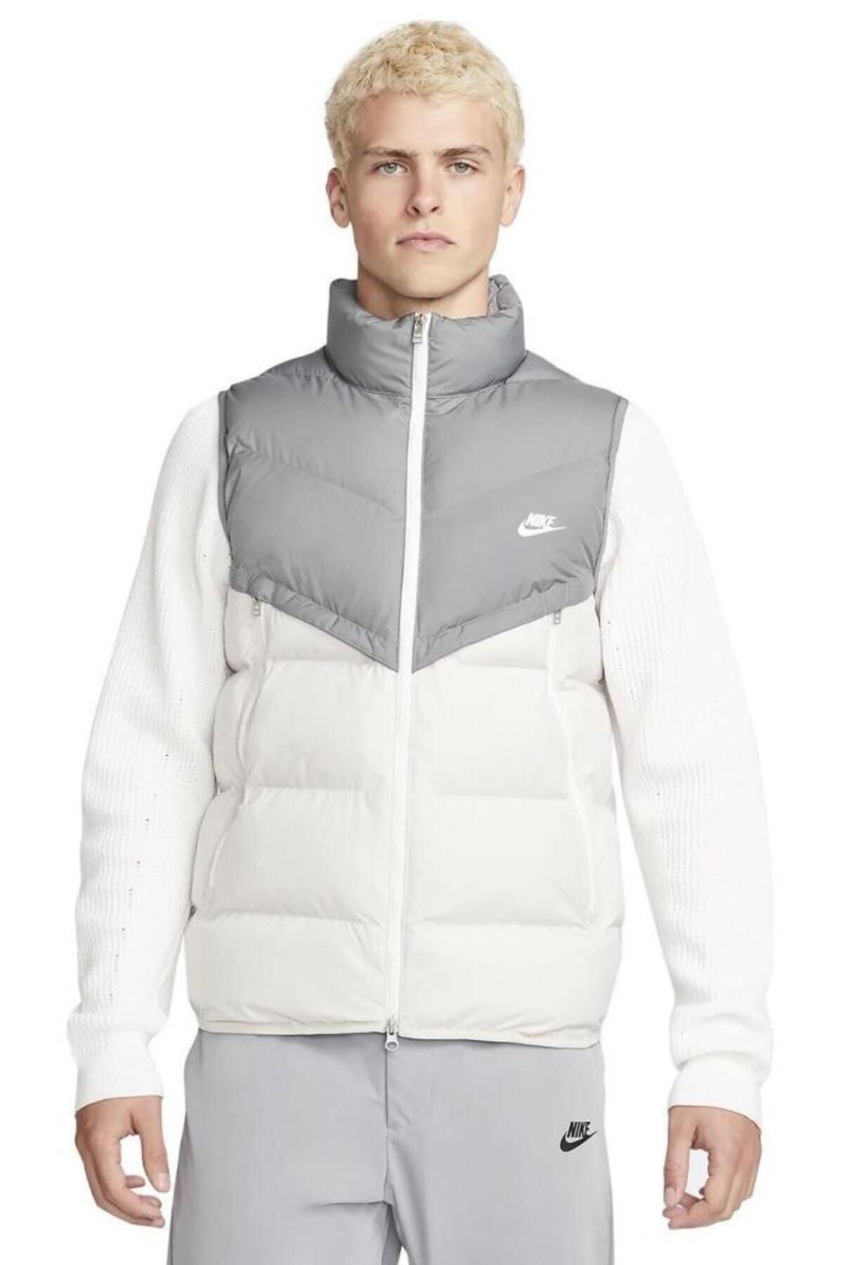 Nike sportswear tech pack down fill sans manche best sale