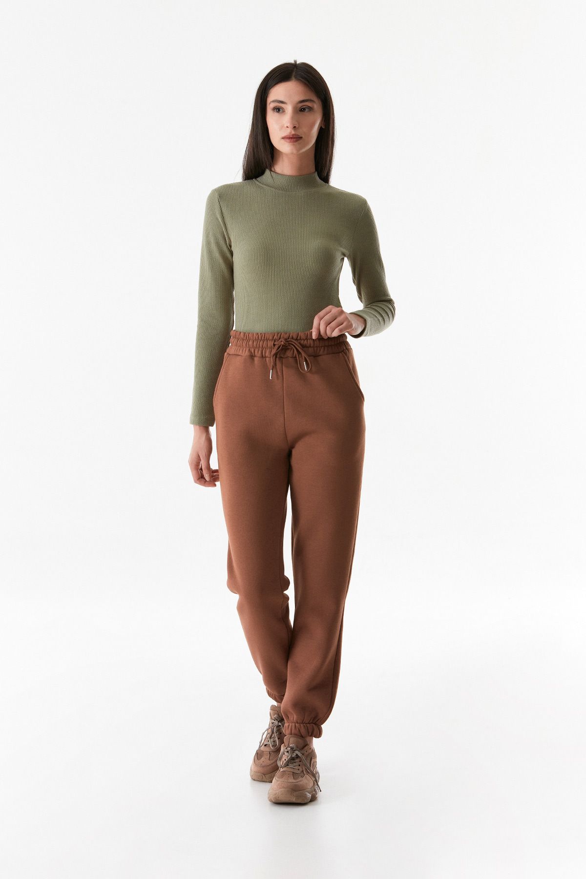 Fulla Moda-Jogger Sweatpants with Pockets and Elastic Waist 1