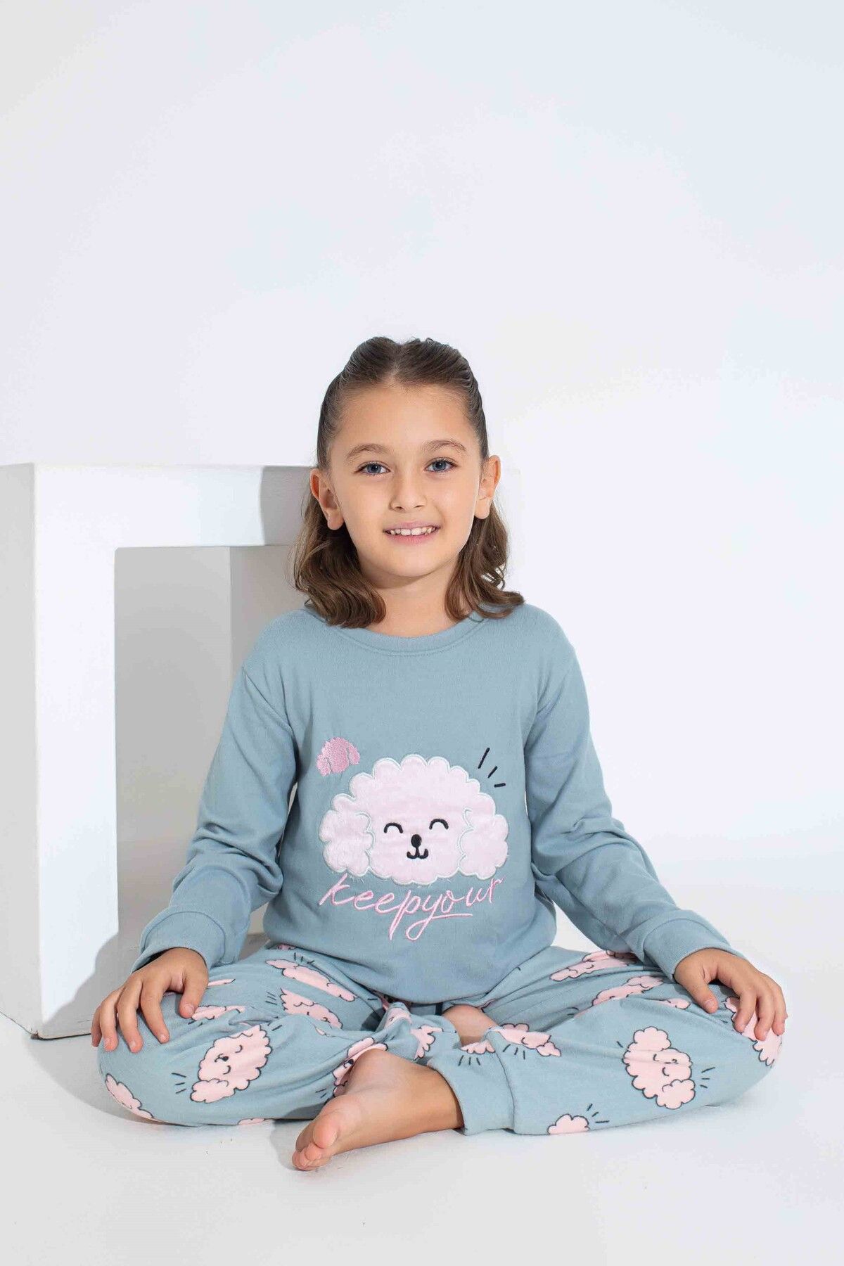 Tarık-Girl's Thermal Long Sleeve Fabric Winter Warm Pajama Set 1