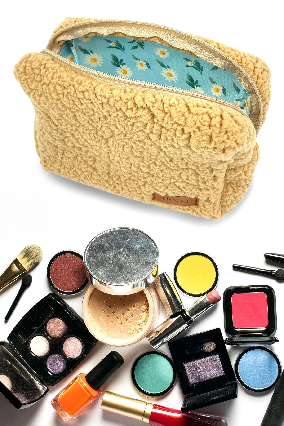 https://cdn.dsmcdn.com/ty1584/prod/QC/20241017/17/c3c9467f-fa33-3e3f-affc-8b2a0d646c77/1_org_zoom.jpg