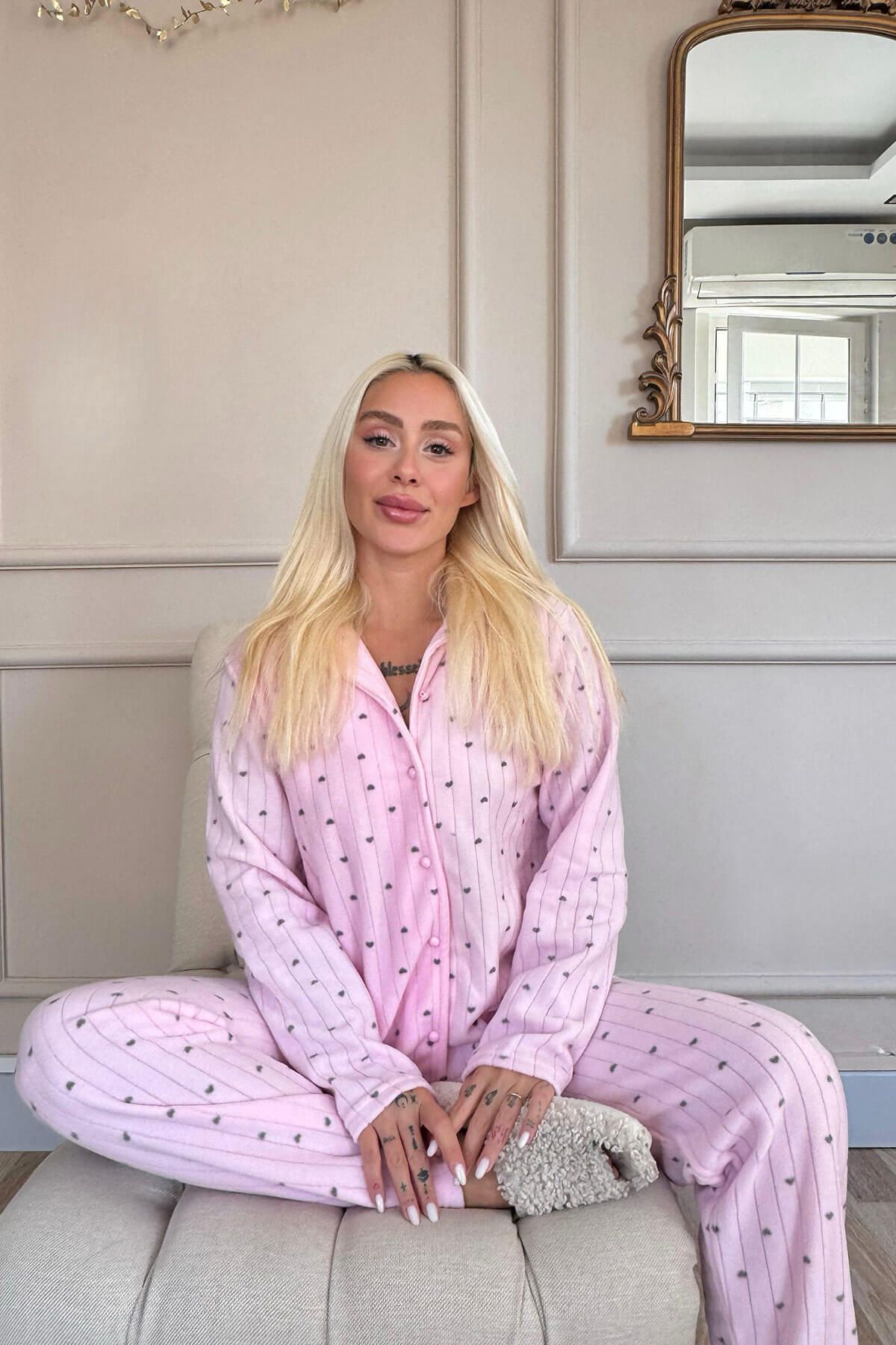 Pijamaevi-Light Pink Heart Patterned Front Buttoned Plush Fleece Pajama Set 4