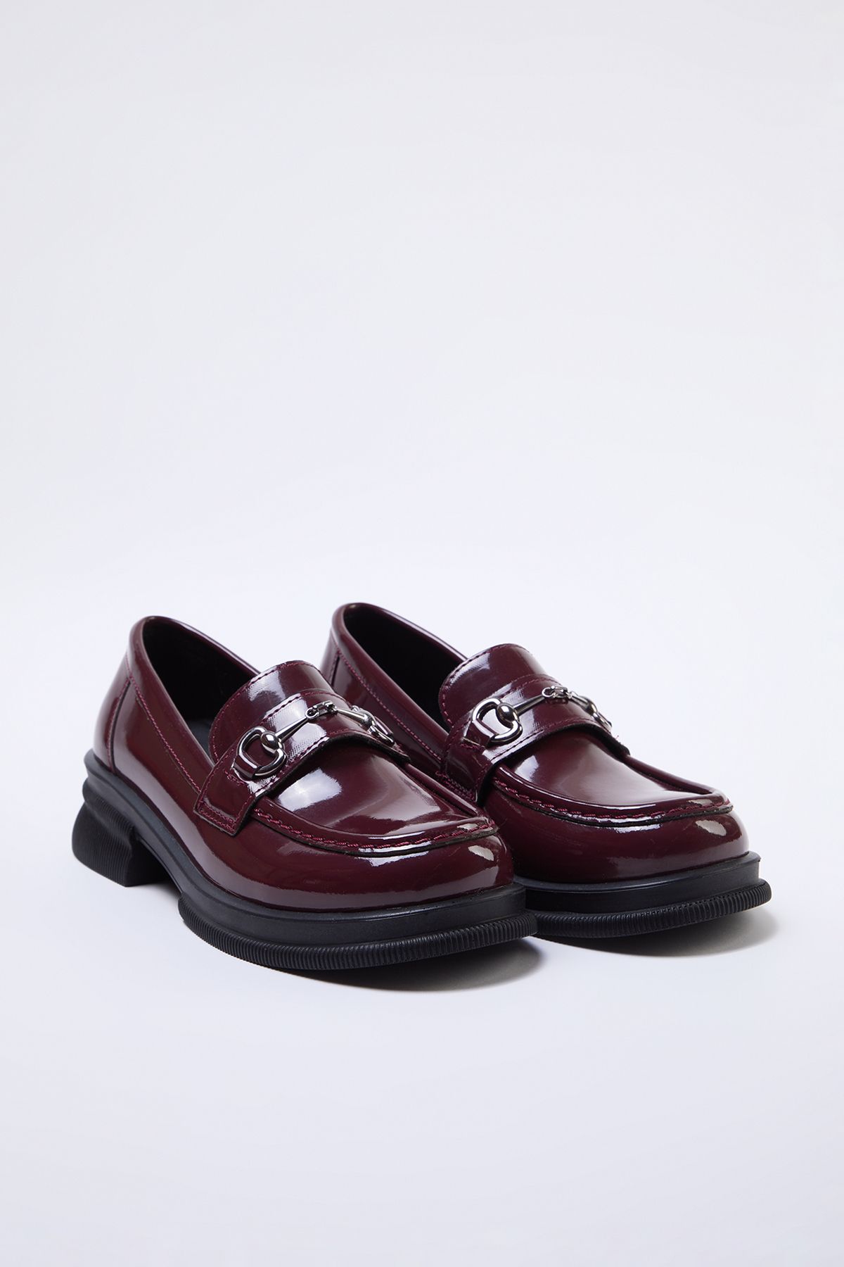 TRENDYOL SHOES Burgundowe, Lakierowane, Grube Podeszwy, Damskie Mokasyny Z Klamrą Kobieta - 36