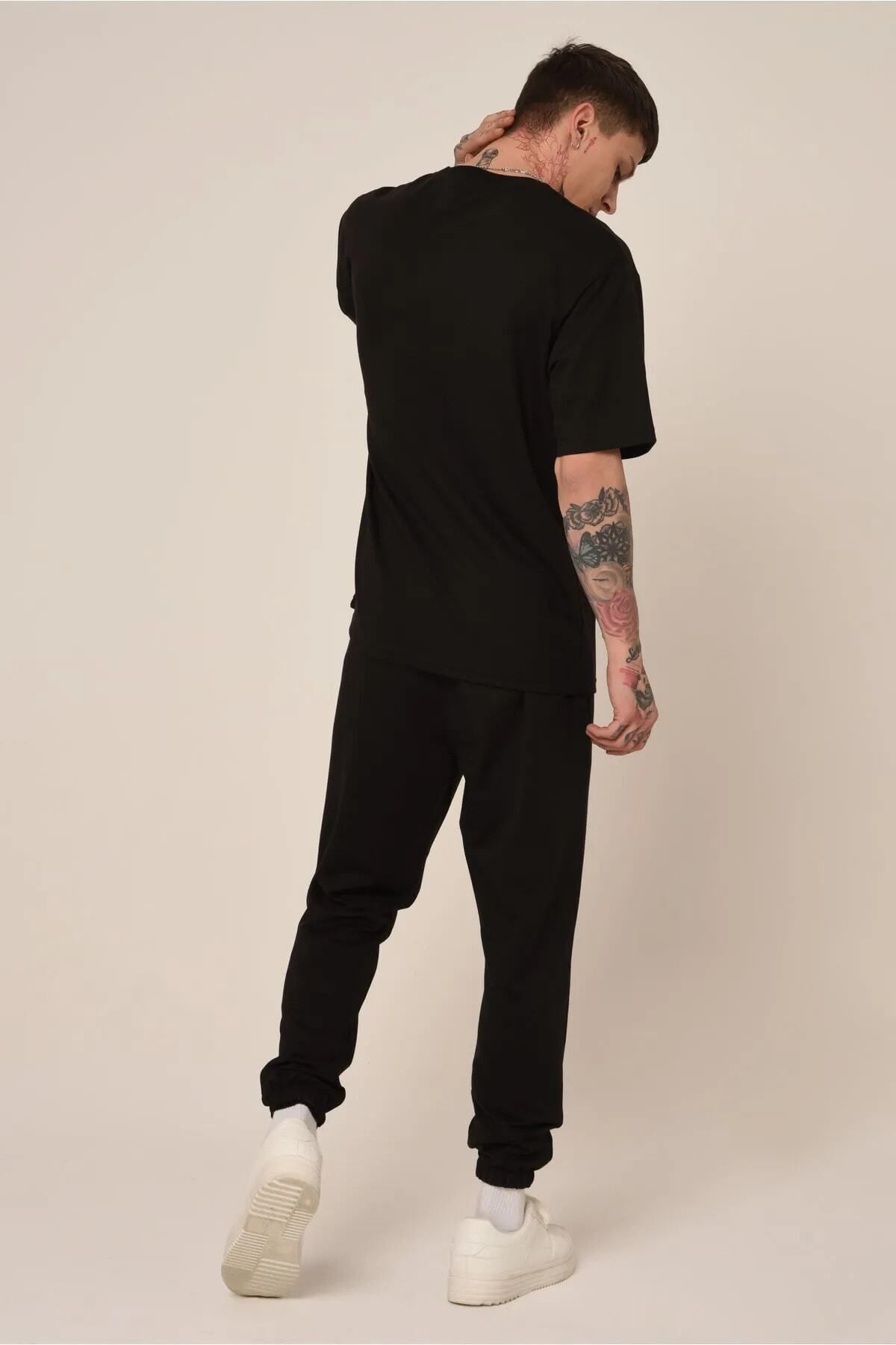 Frisson-Printed T-shirt Tracksuit Top and Bottom Set 2