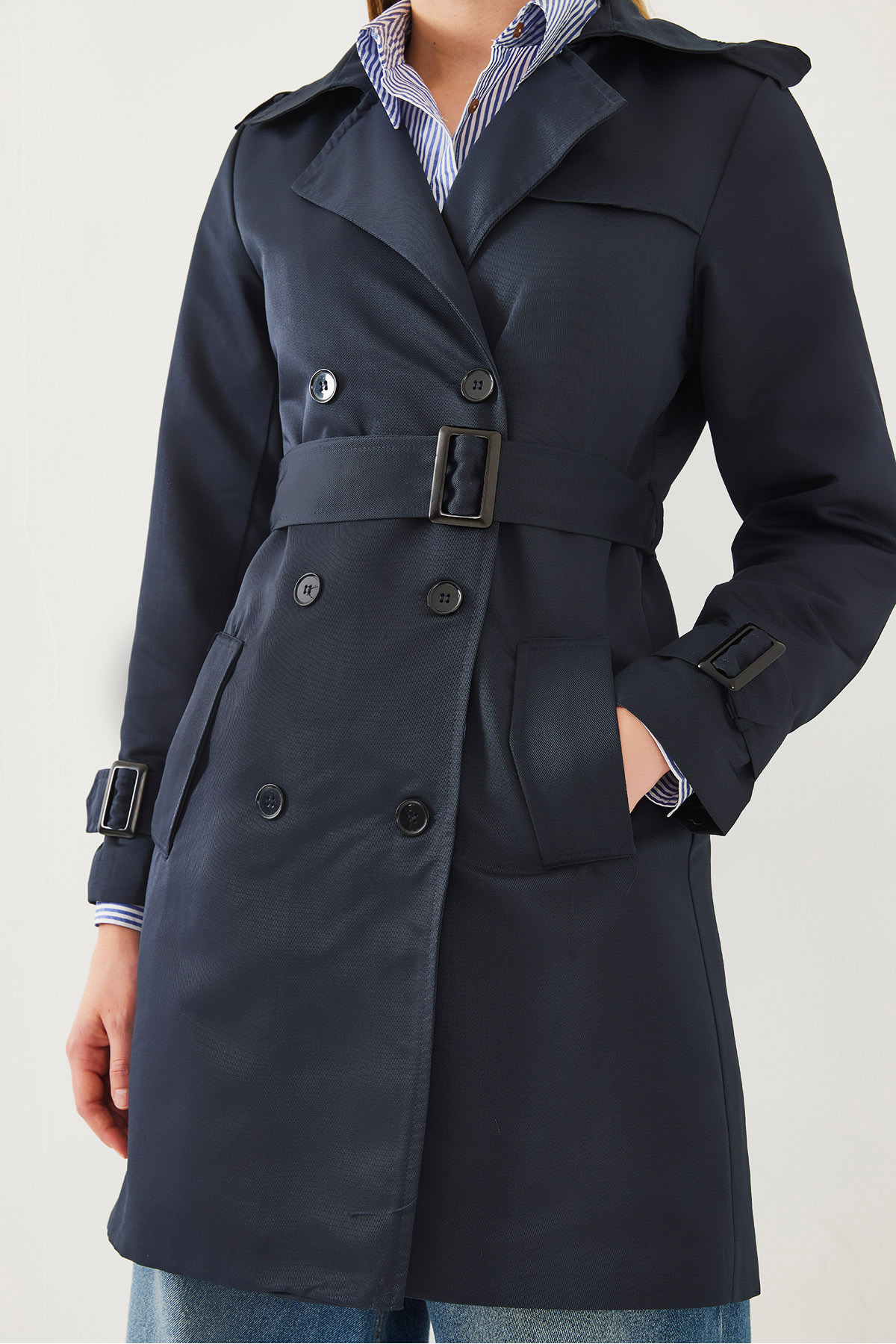 Bianco Lucci-Women's Back Aller Detailed Buckle Trench Coat 2459 60351023 5