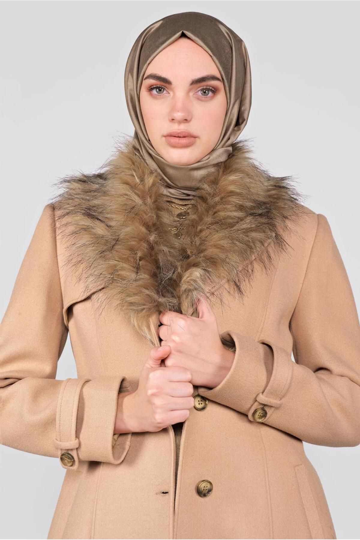کت خزدار 90130 Alvina