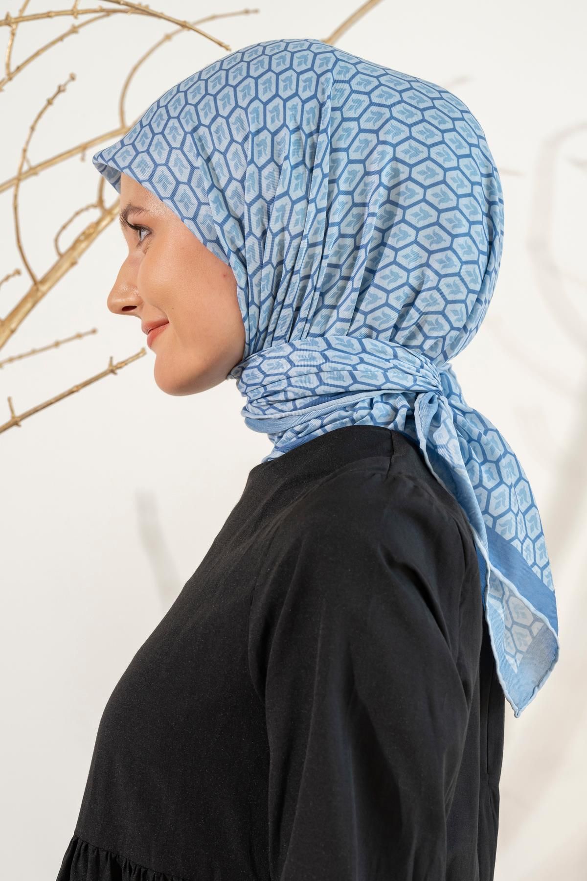 روسری زنانه الگوی لاله نرم JAWEL