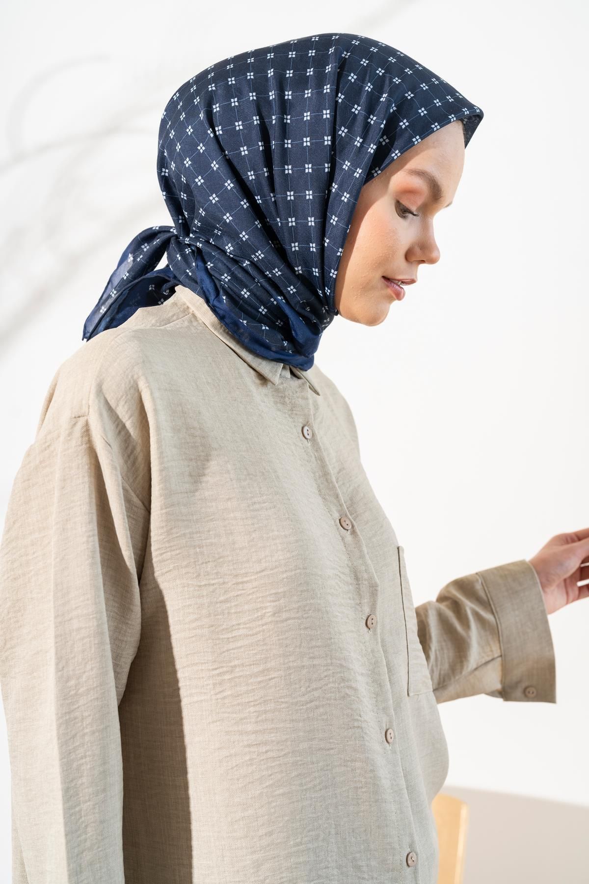 روسری زنانه نرم کارلی کوچک JAWEL