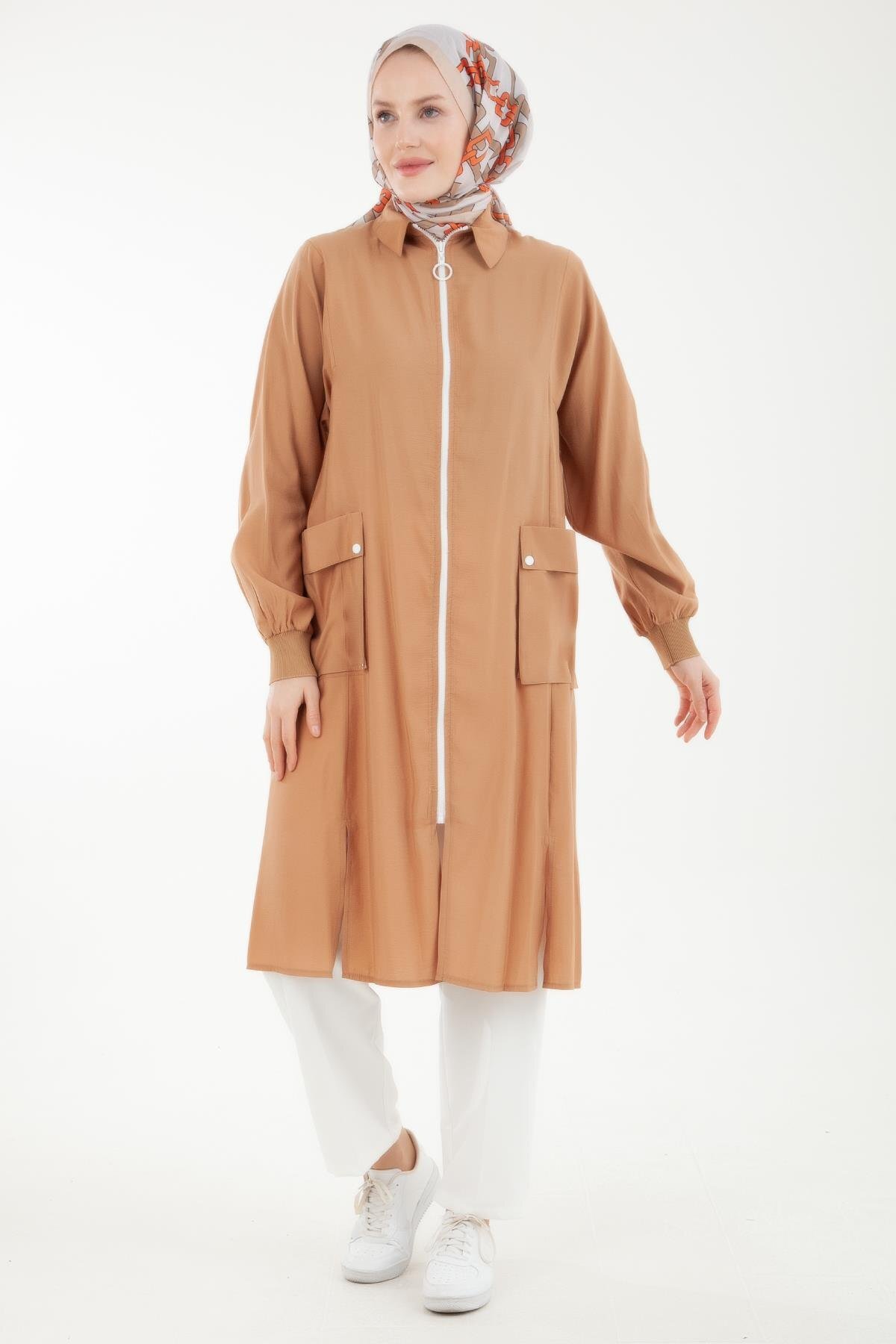 Armine TREND Kolları Ribanalı Önden Fermuarlı Cepli Giy Çık Camel
