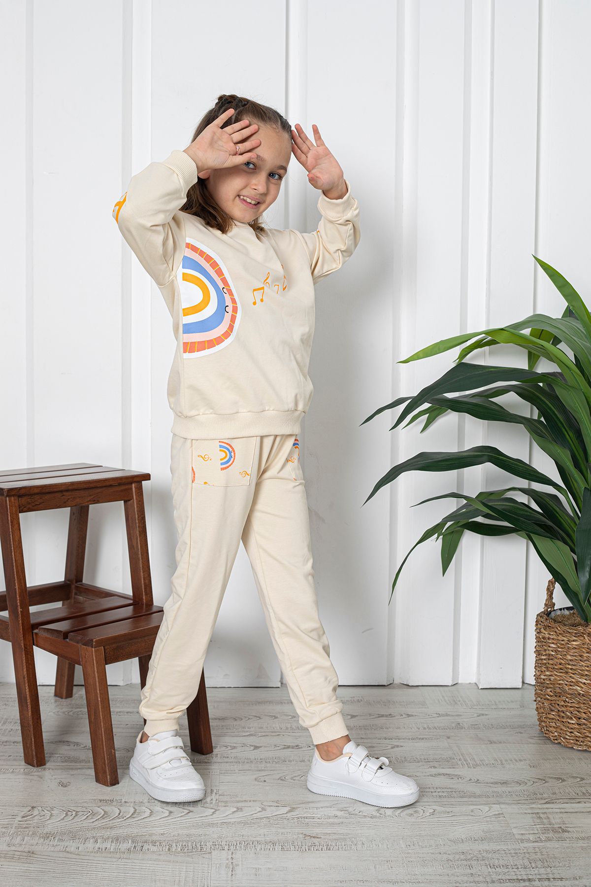 https://cdn.dsmcdn.com/ty1585/prod/QC/20241014/19/ce5ac22a-c47d-339a-9cc3-3b9dbb8ff4c9/1_org_zoom.jpg