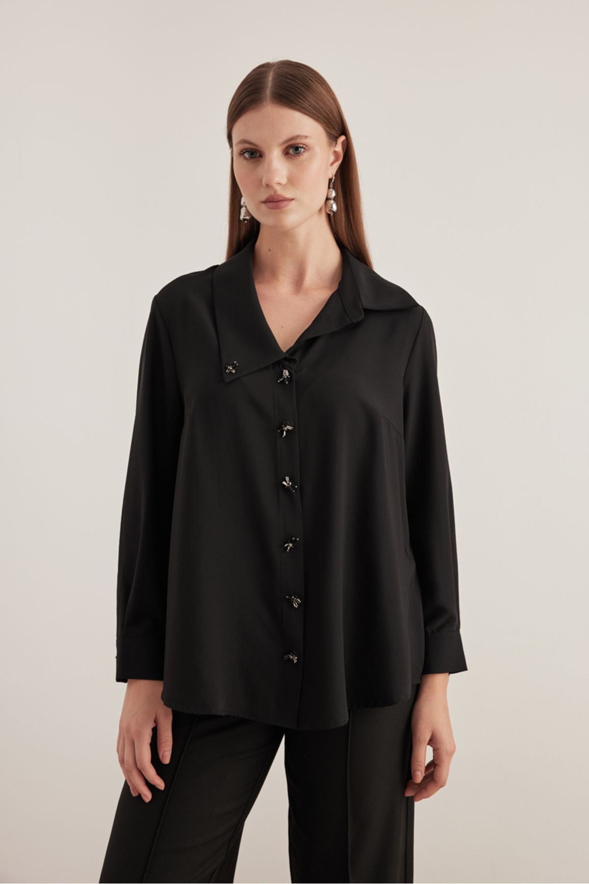 Aker-Handkerchief Collar Blouse 5