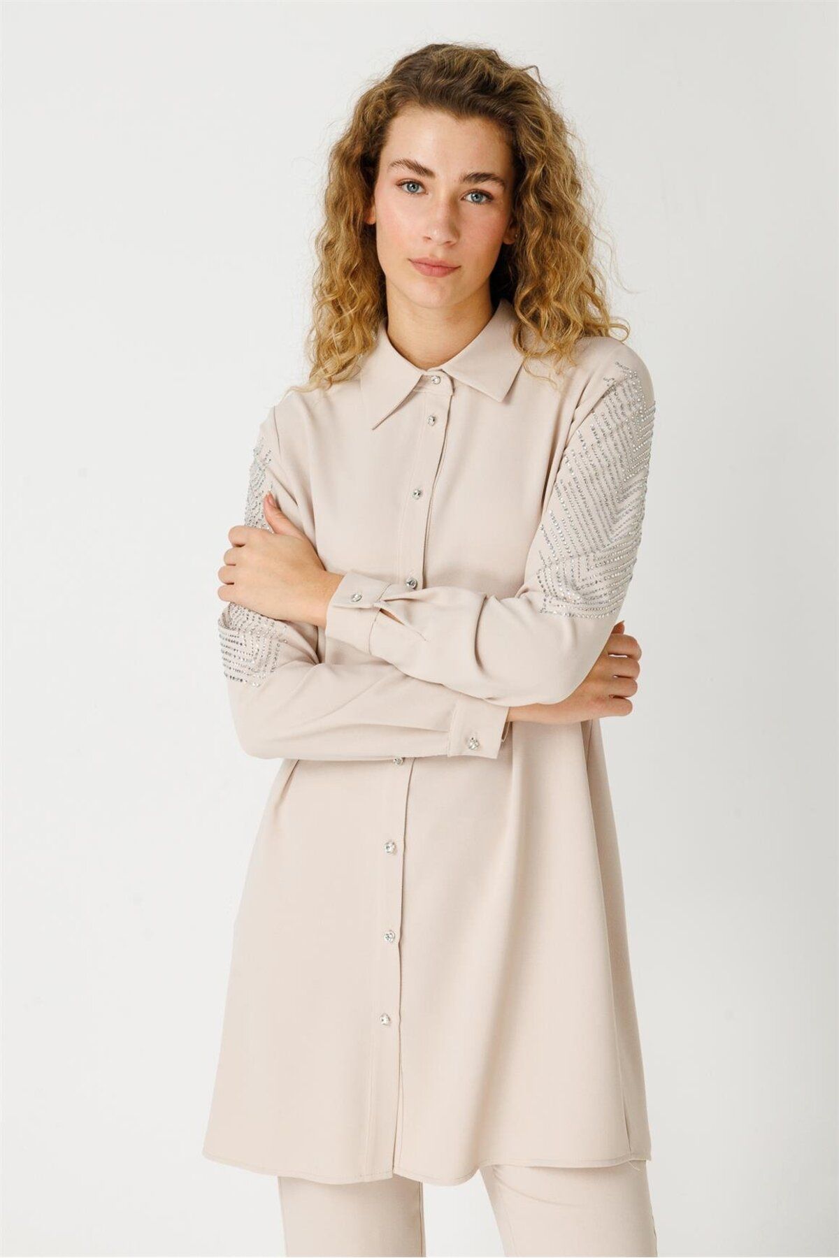 Esswaap-Stone Sleeve Glued Crepe Tunic 4