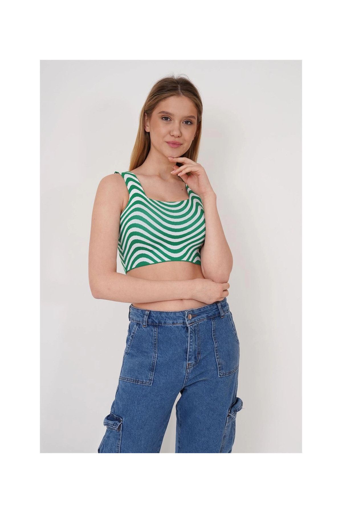 Cotton Mood-23256429   - Tricotaj VERDE, cu model zebră, cu decolteu pătrat 1